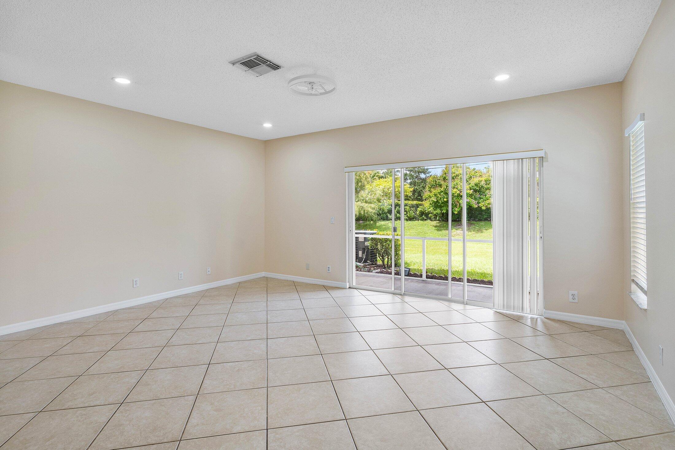 1559 Westchester Avenue