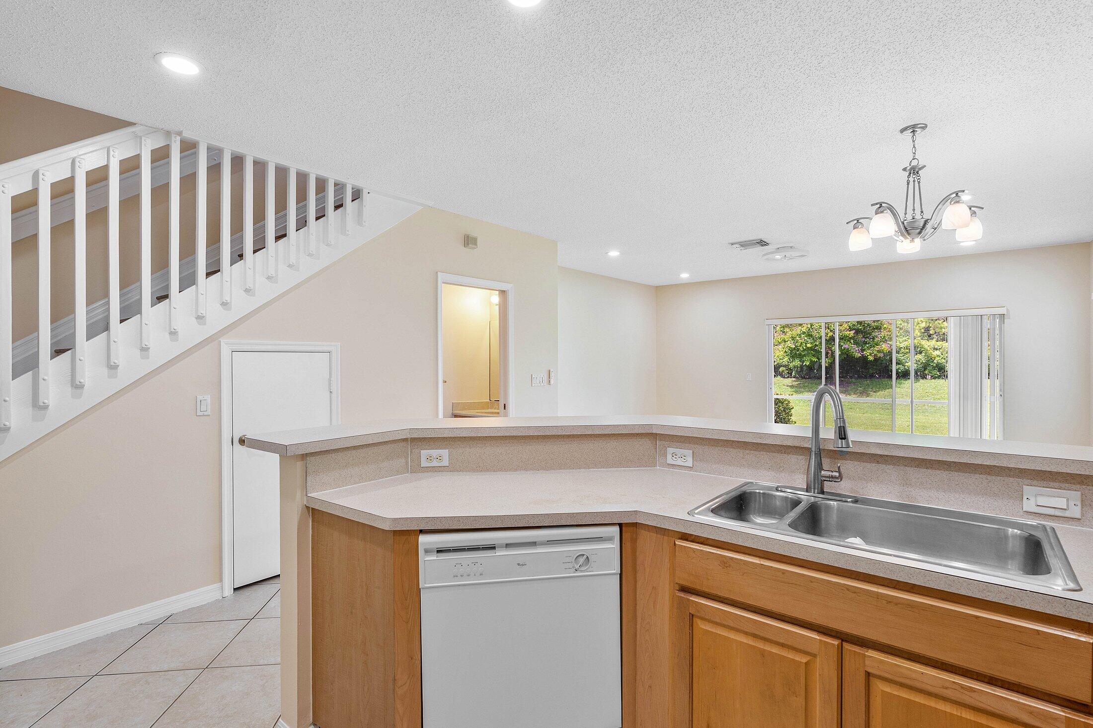 1559 Westchester Avenue