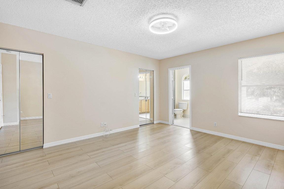 1559 Westchester Avenue