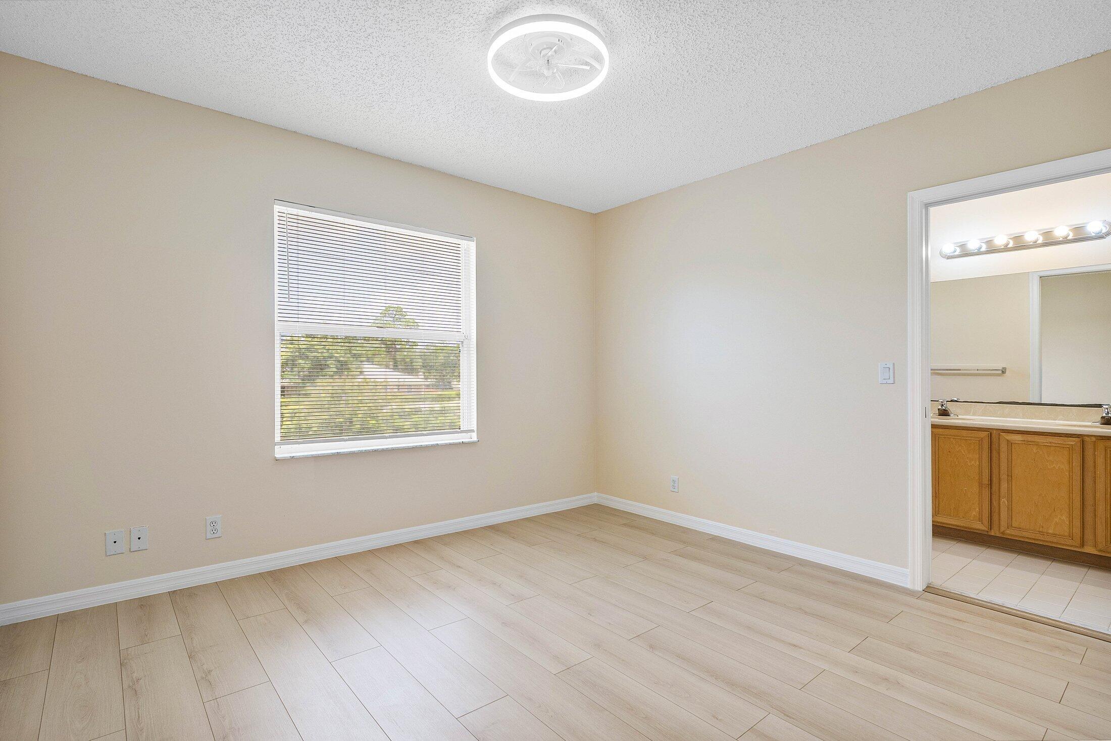 1559 Westchester Avenue