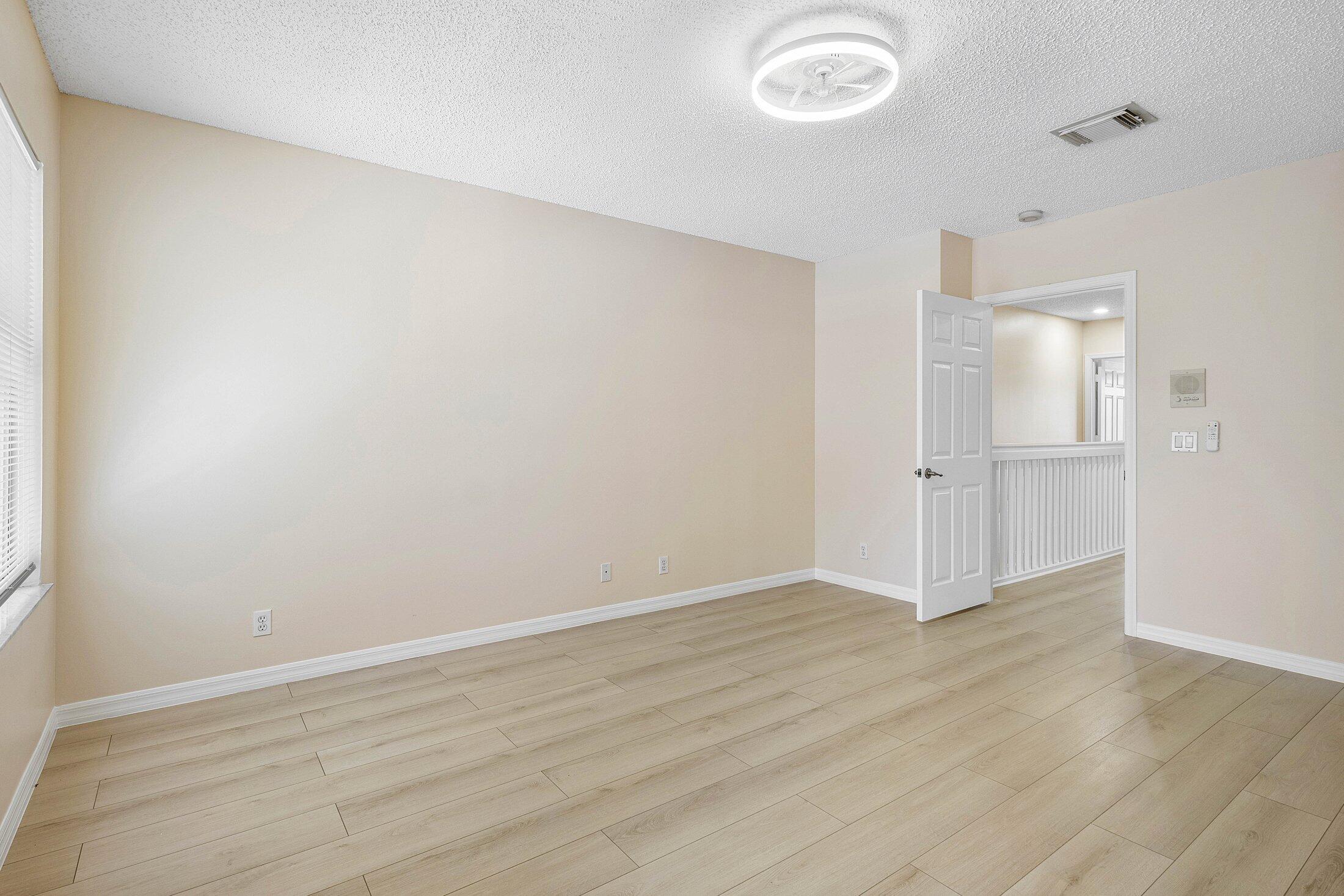 1559 Westchester Avenue