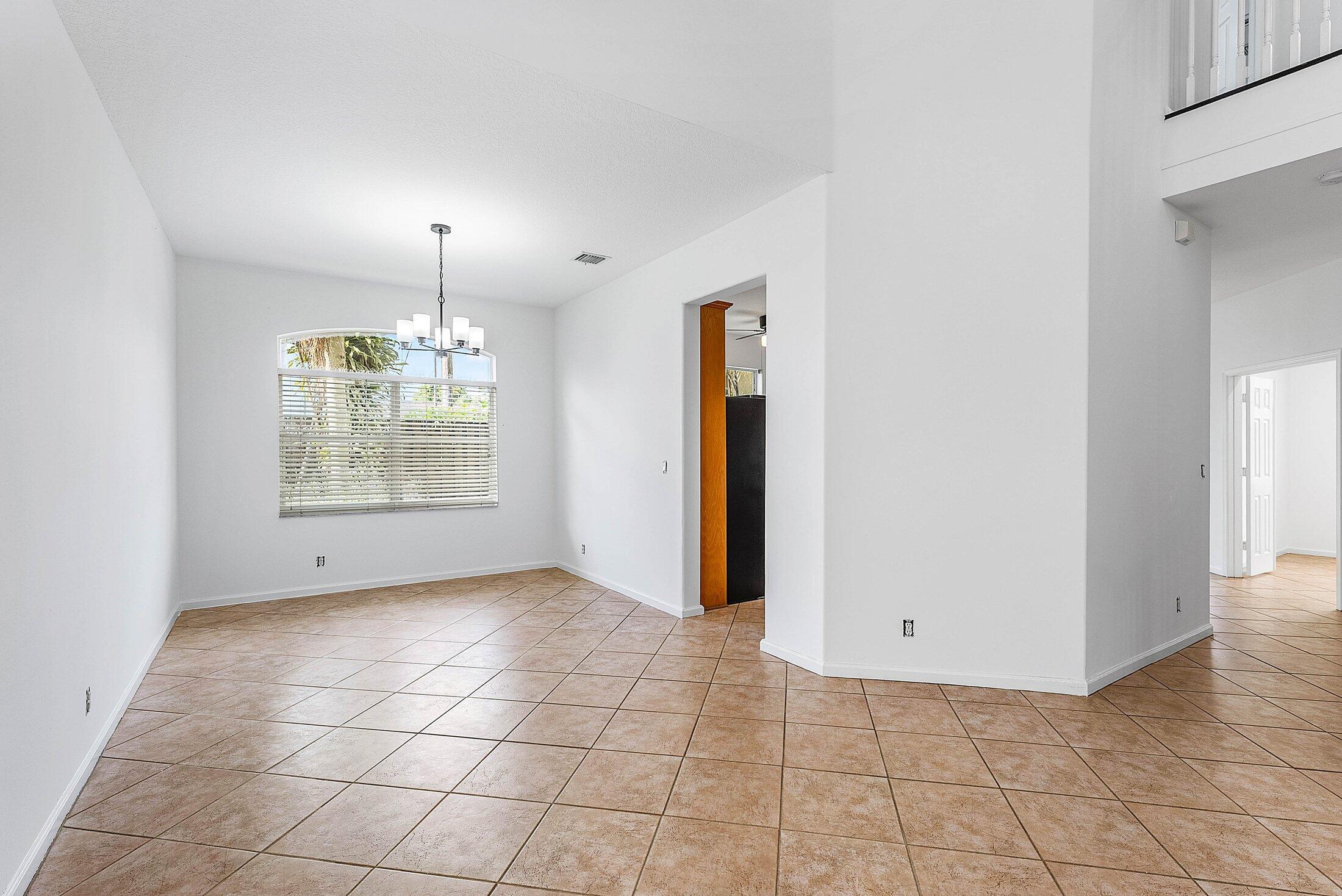 9724 Vineyard Court