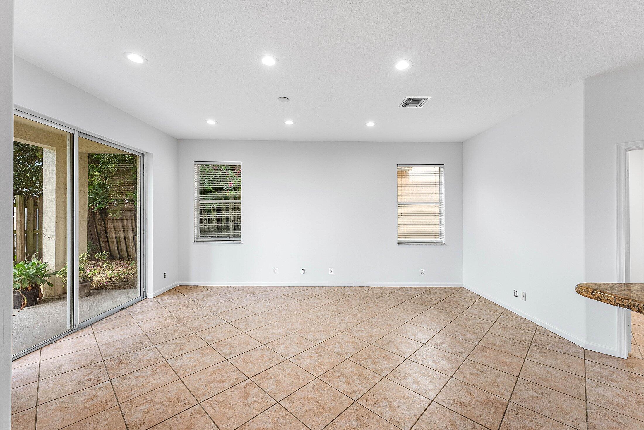 9724 Vineyard Court