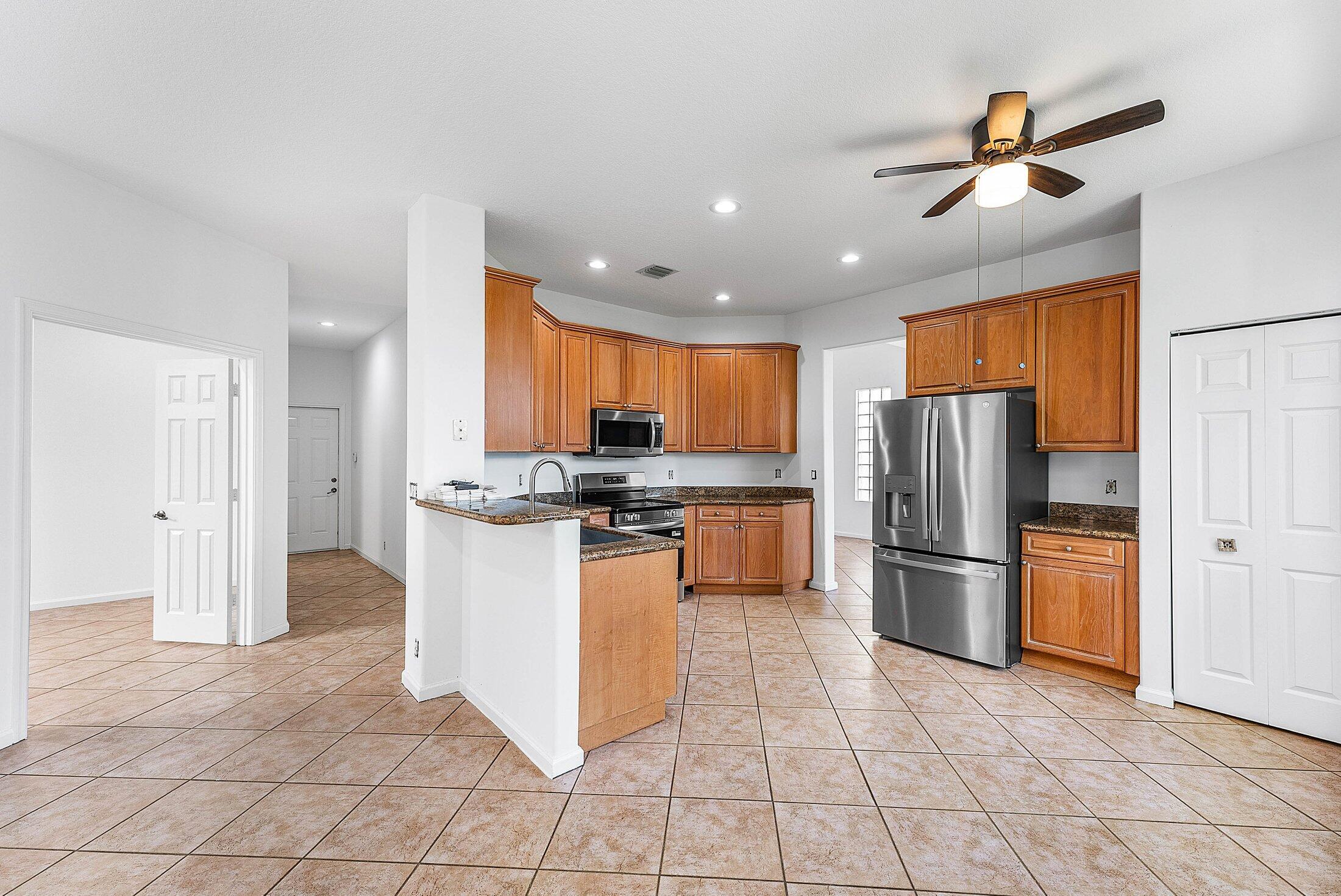 9724 Vineyard Court