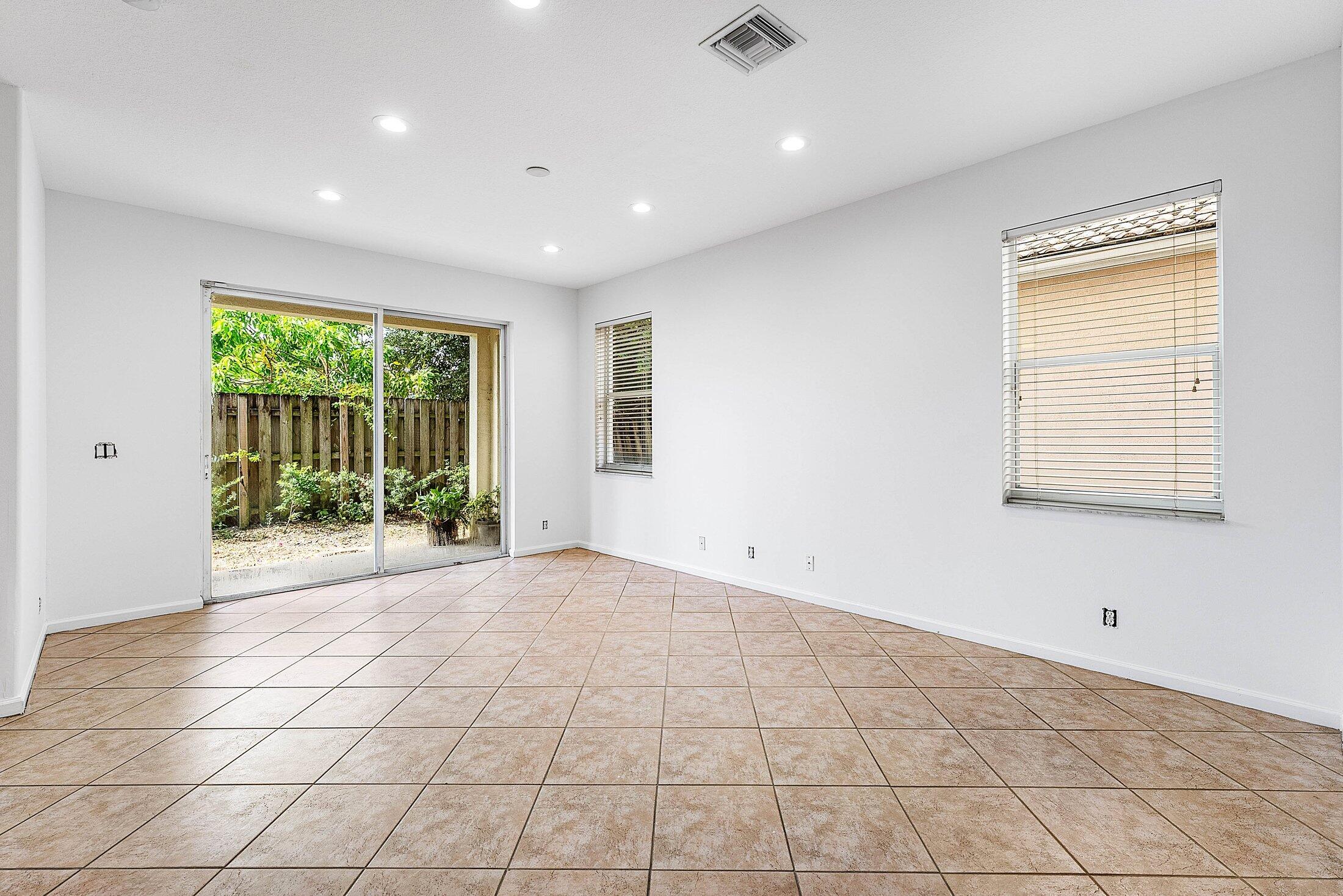 9724 Vineyard Court