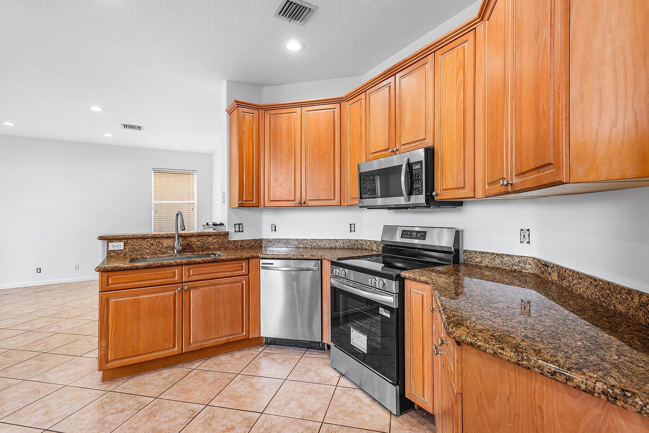 9724 Vineyard Court