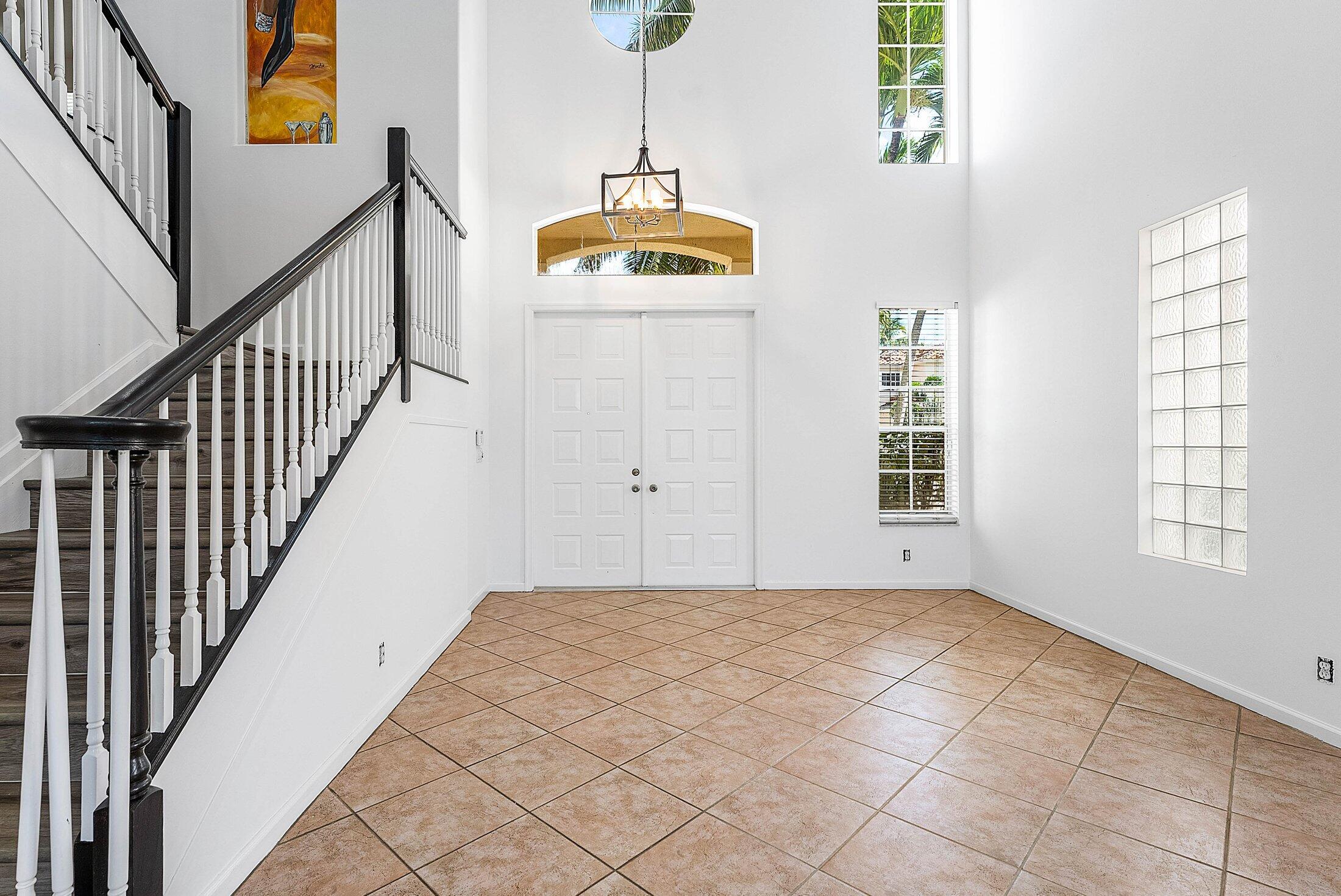 9724 Vineyard Court