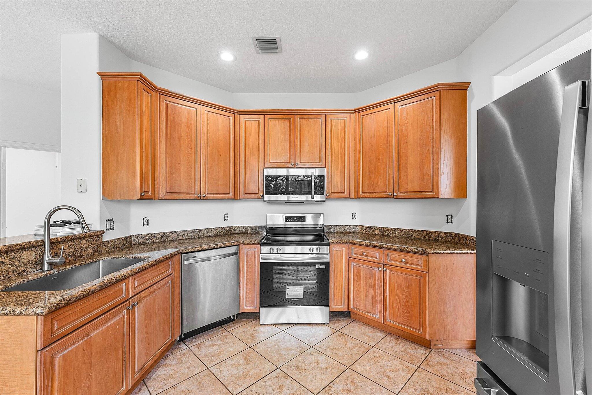 9724 Vineyard Court