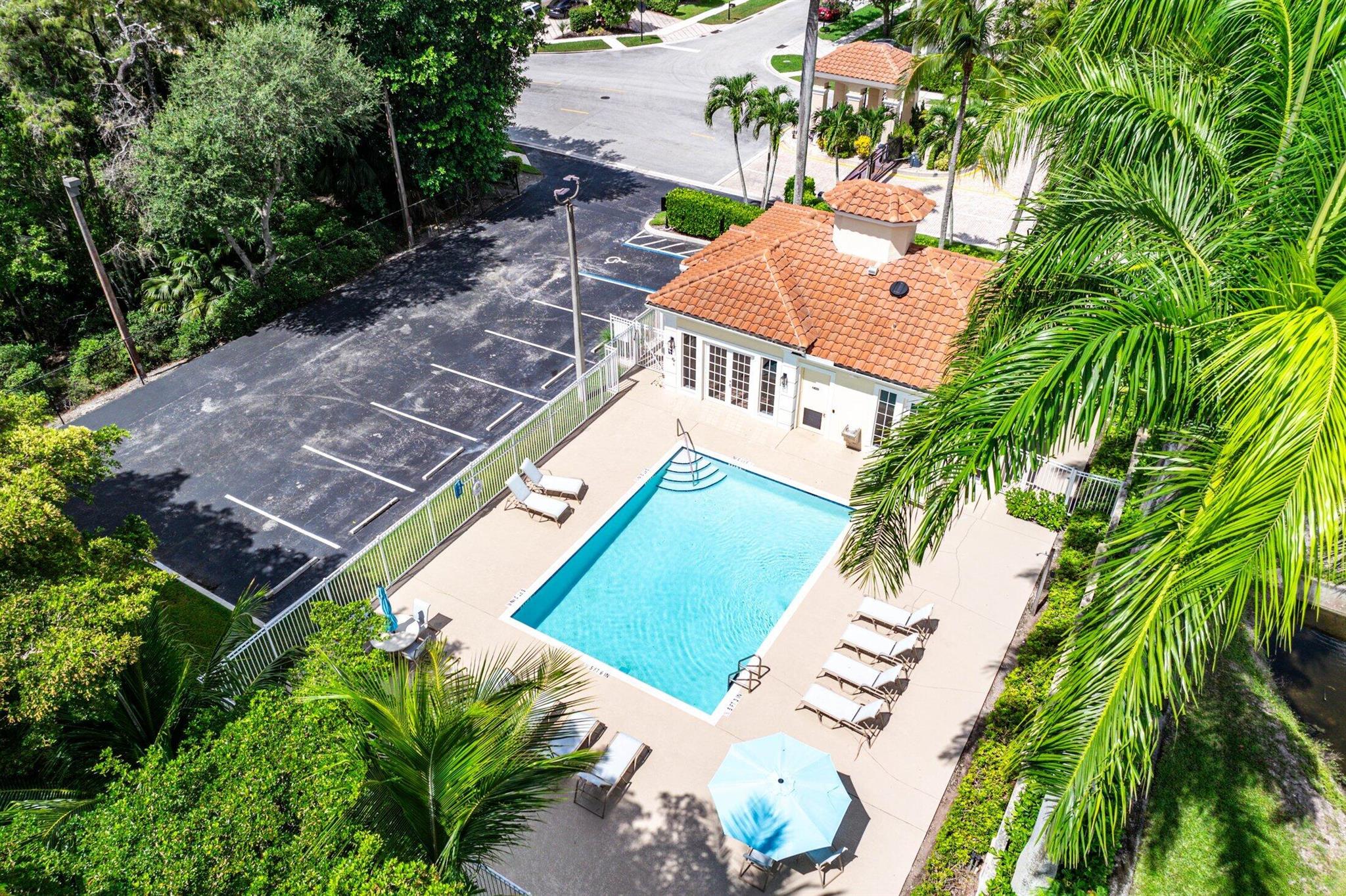 9724 Vineyard Court