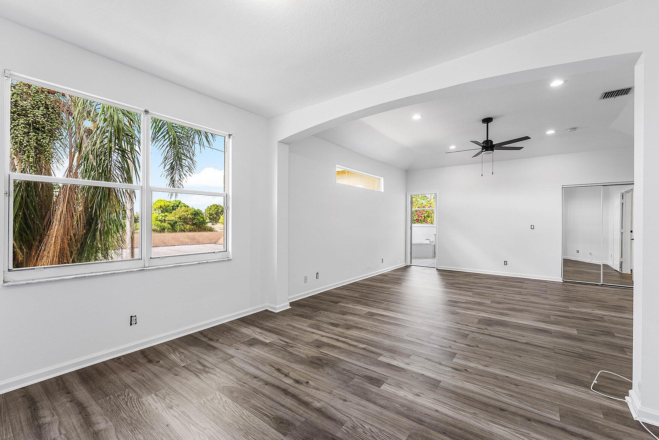 9724 Vineyard Court