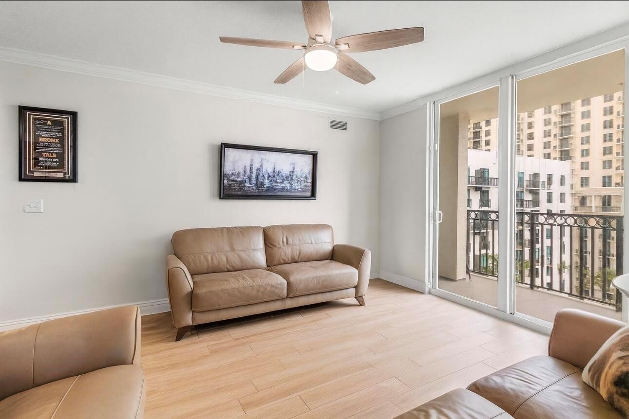 600 S Dixie Highway 735