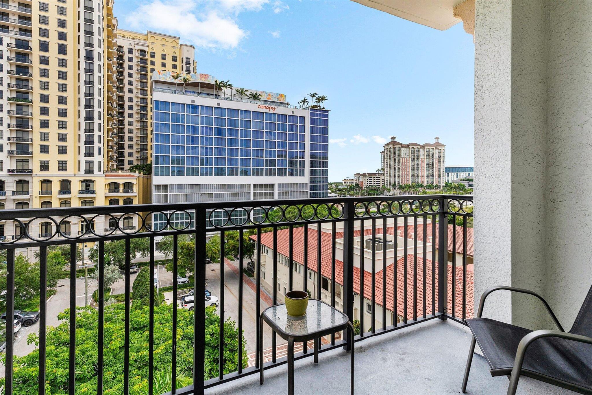 600 S Dixie Highway 735