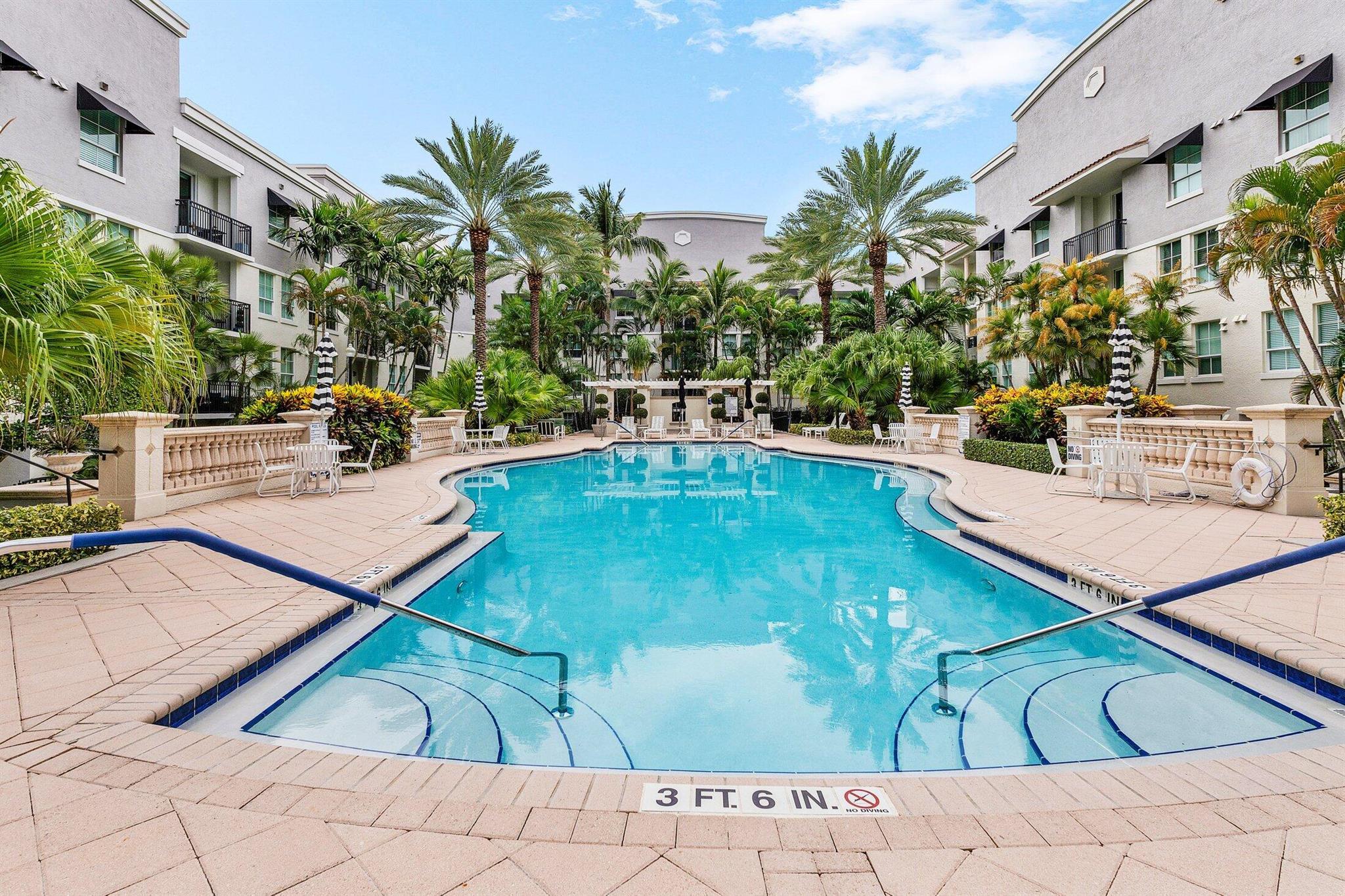 600 S Dixie Highway 735