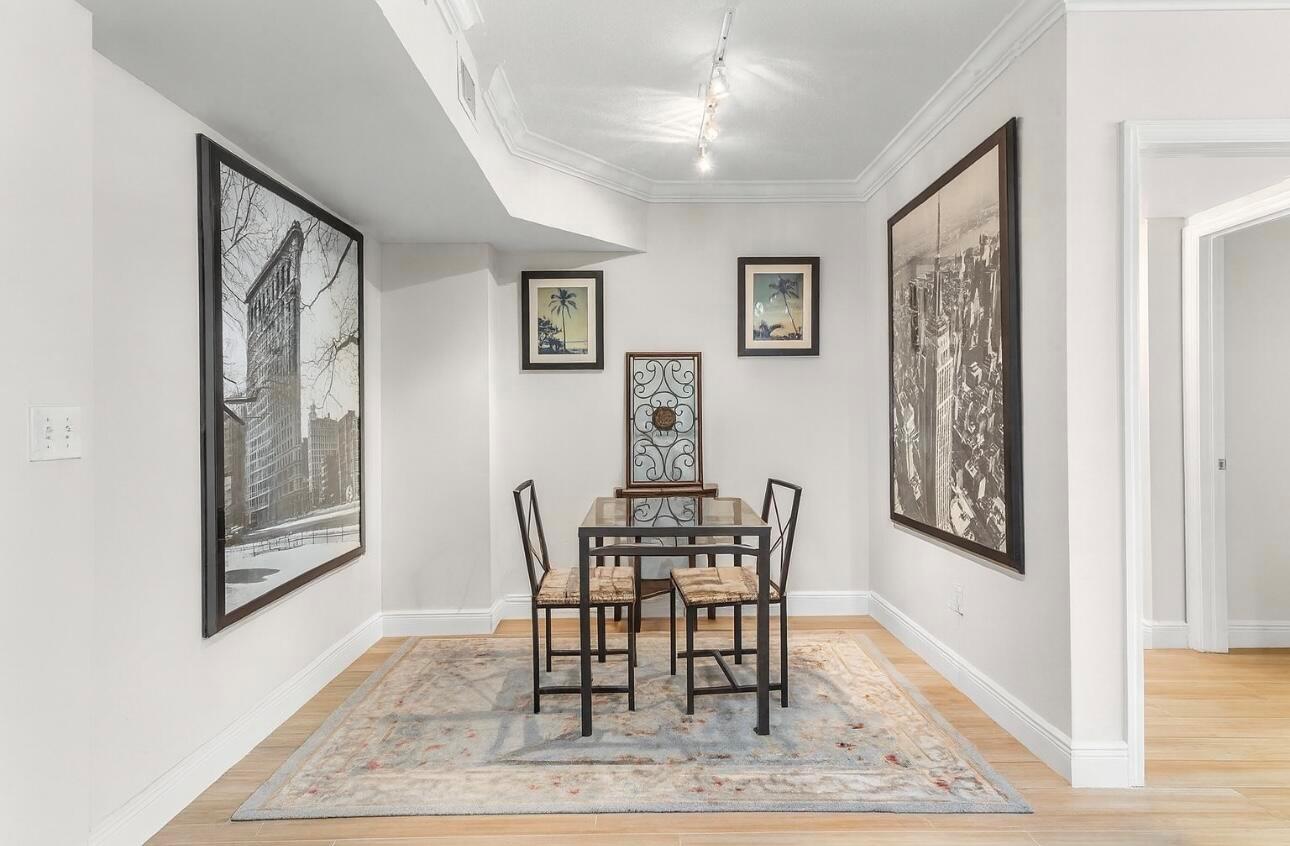 600 S Dixie Highway 735