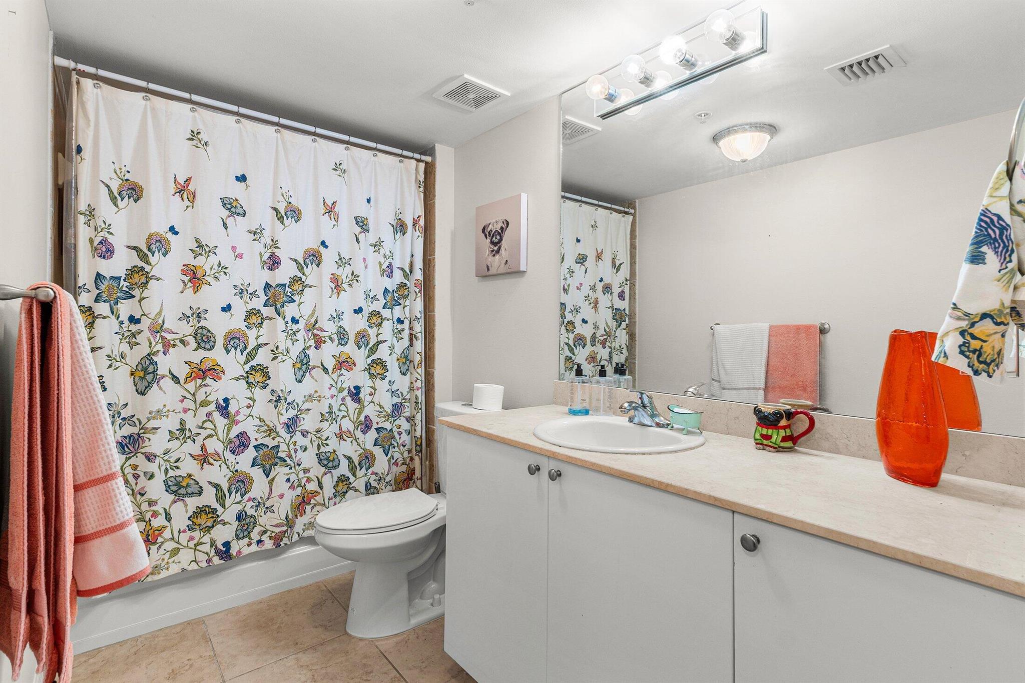 600 S Dixie Highway 735