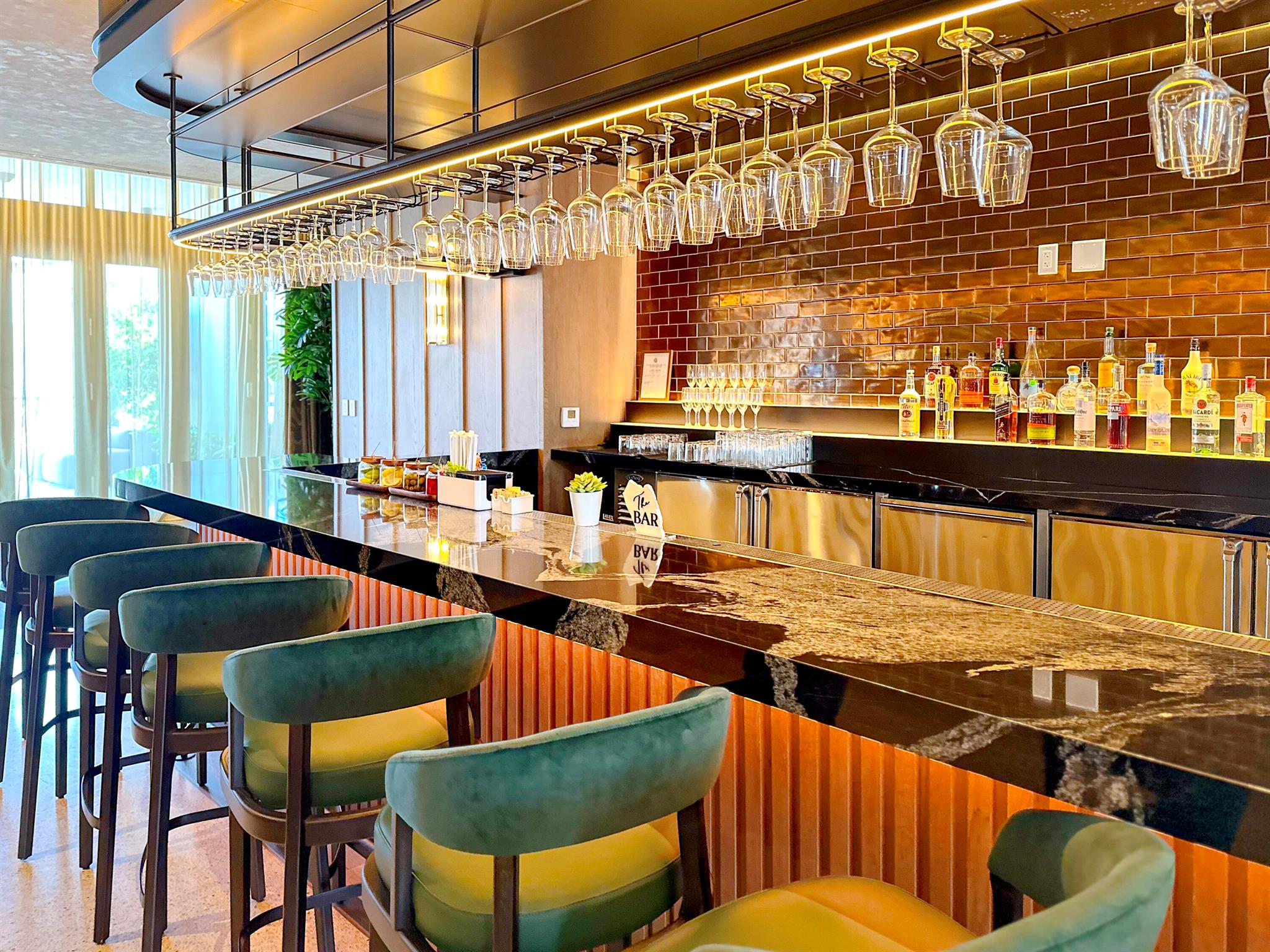 601 NE 1st Avenue 4407