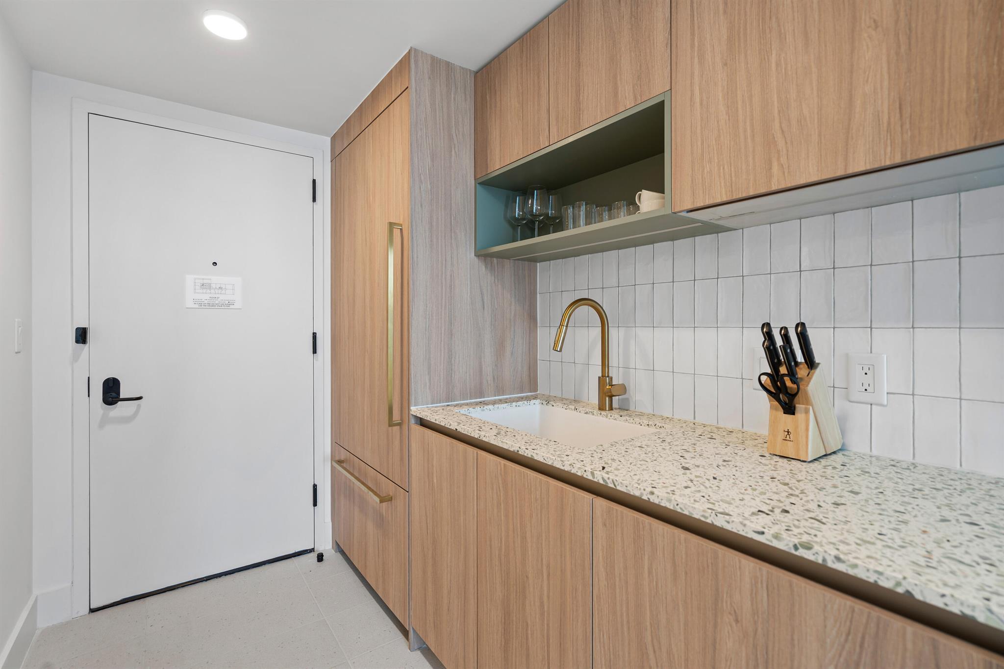 601 NE 1st Avenue 4407