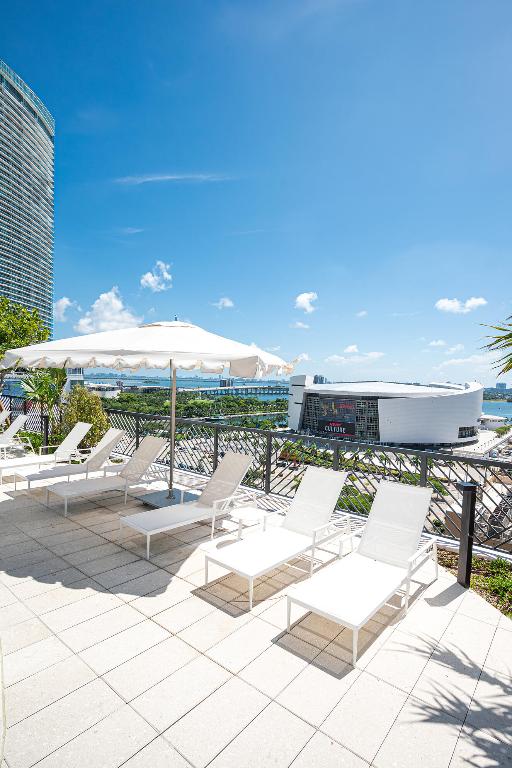 601 NE 1st Avenue 4407