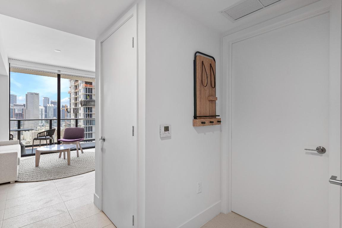 601 NE 1st Avenue 4407