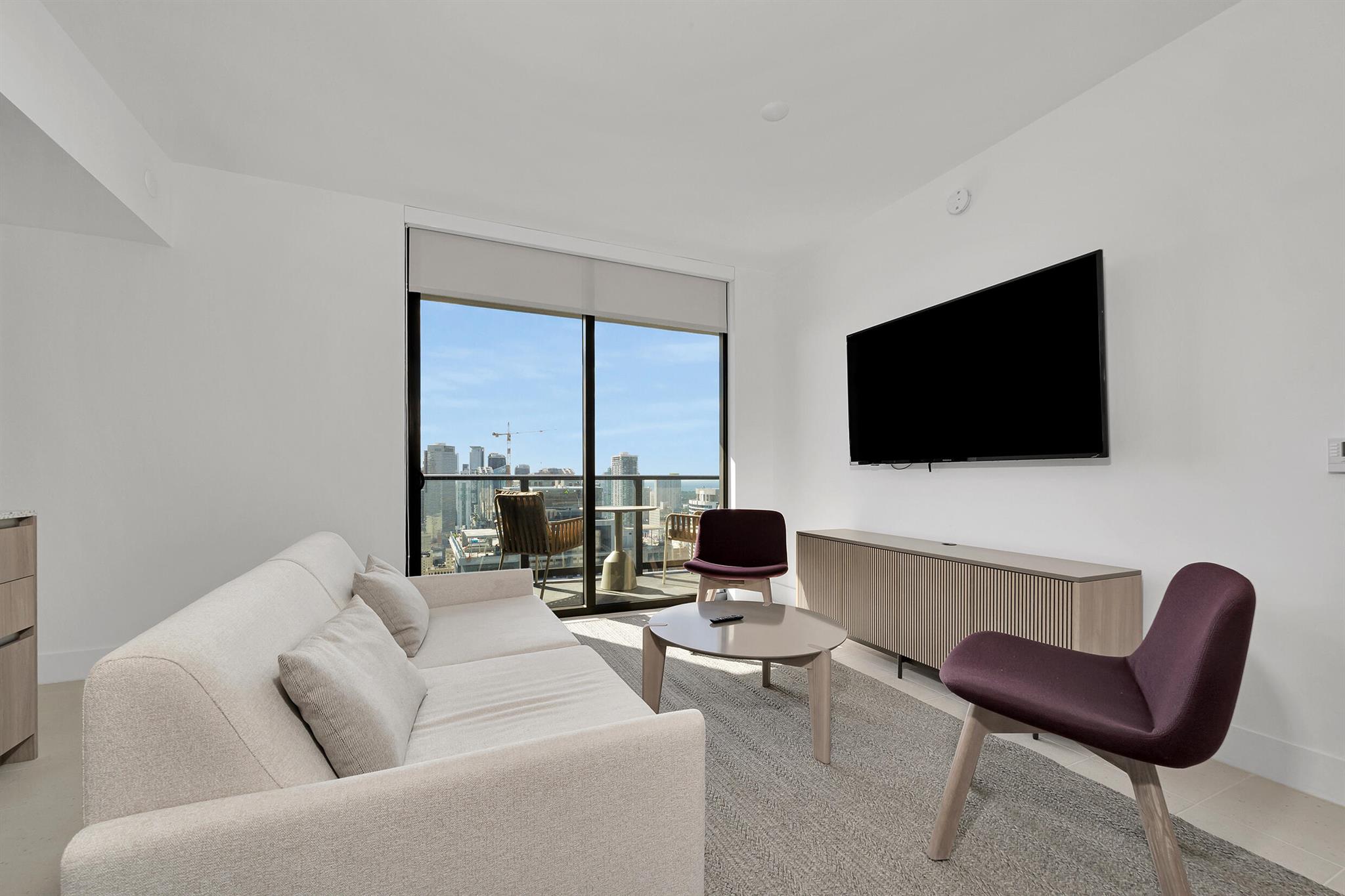 601 NE 1st Avenue NE 3905