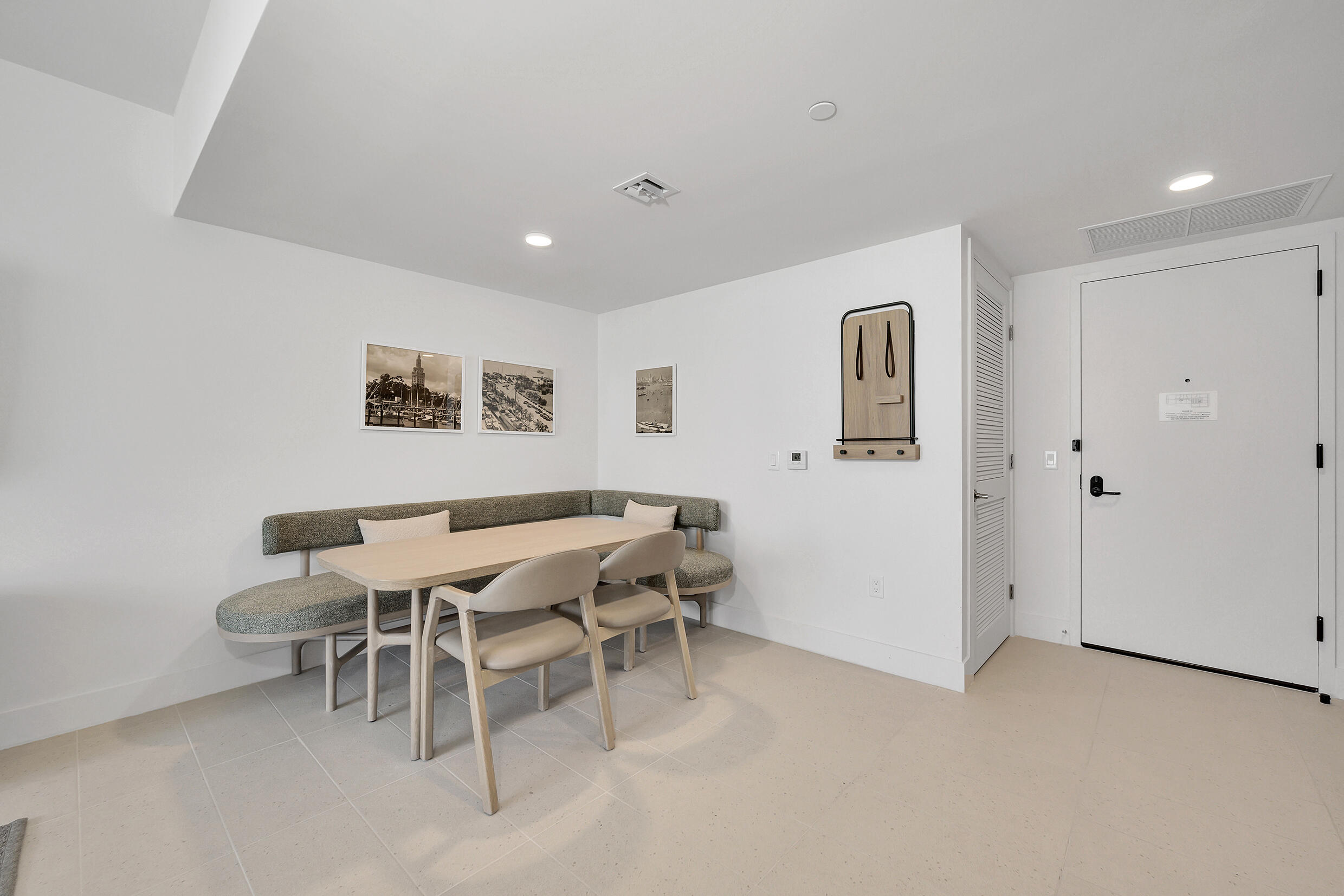 601 NE 1st Avenue 3809