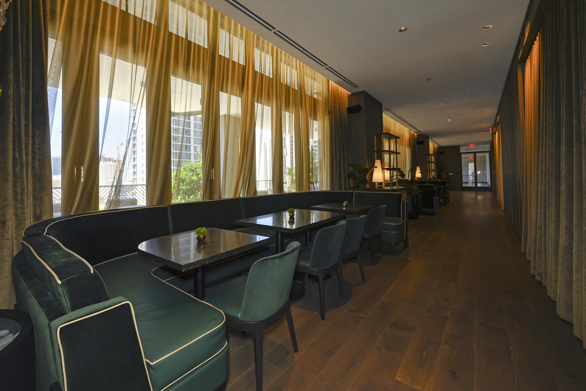 601 NE 1st Avenue 3809