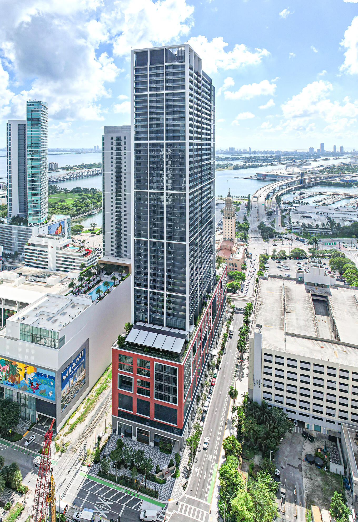 601 NE 1st Avenue 3809