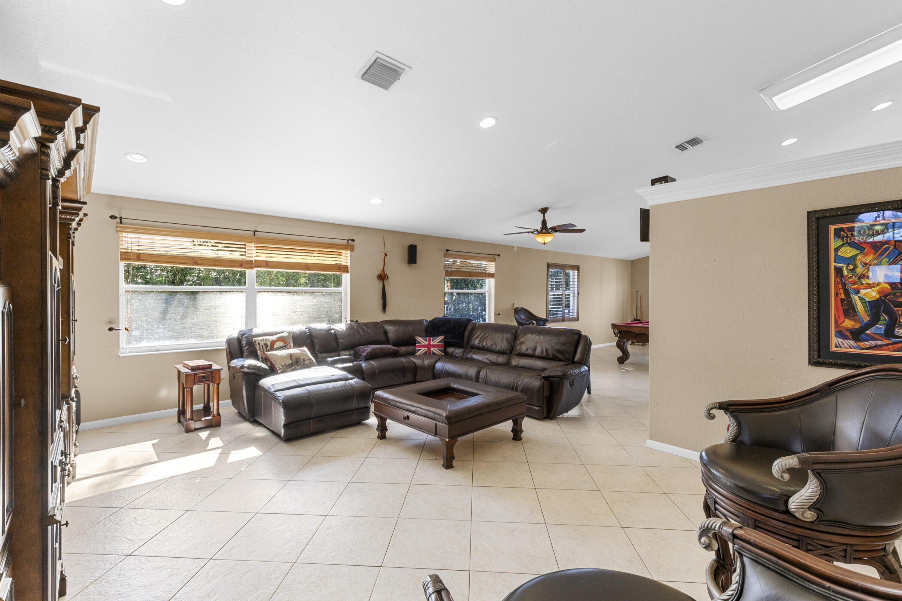 6595 Waverly Lane