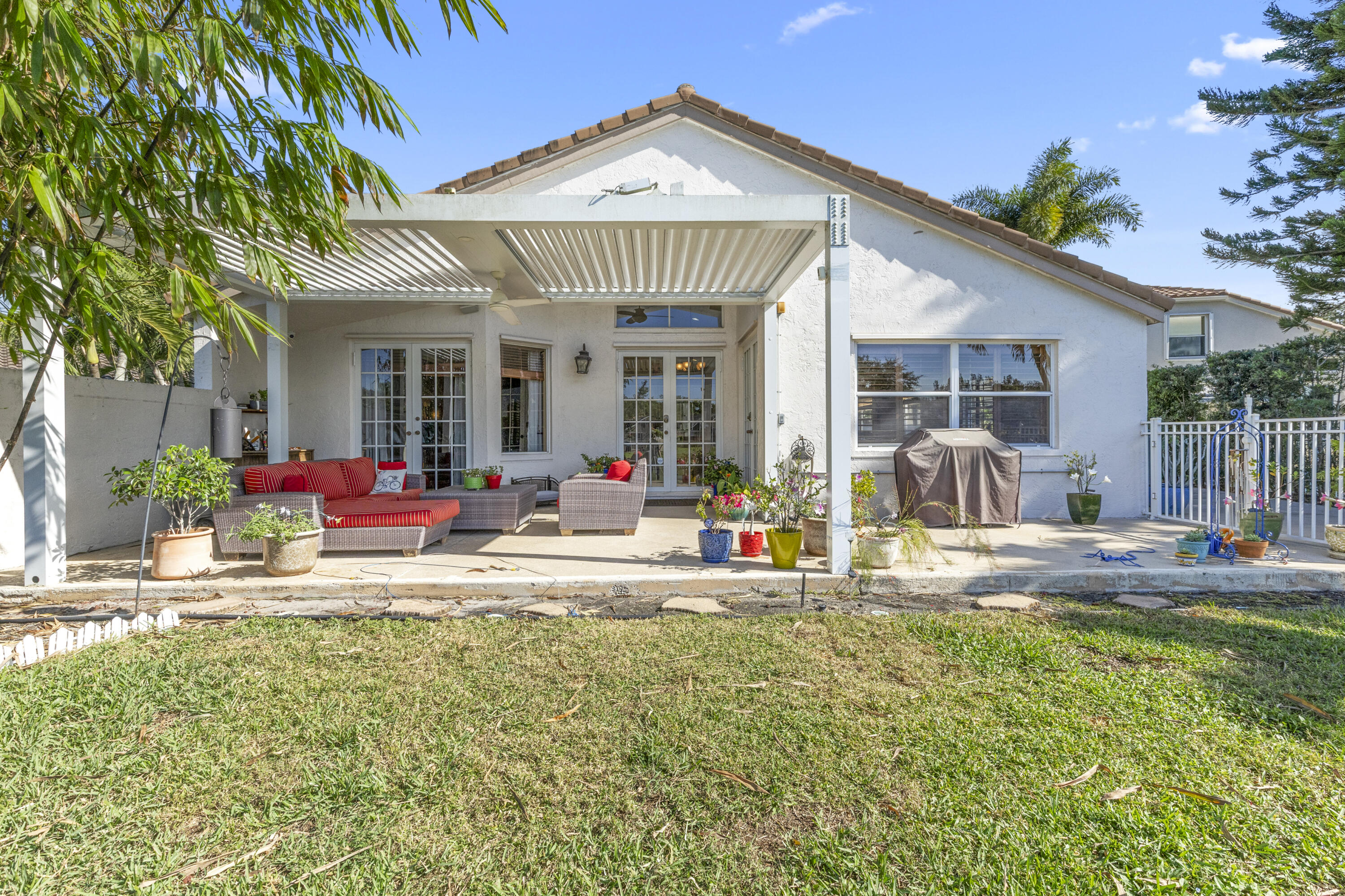 6595 Waverly Lane