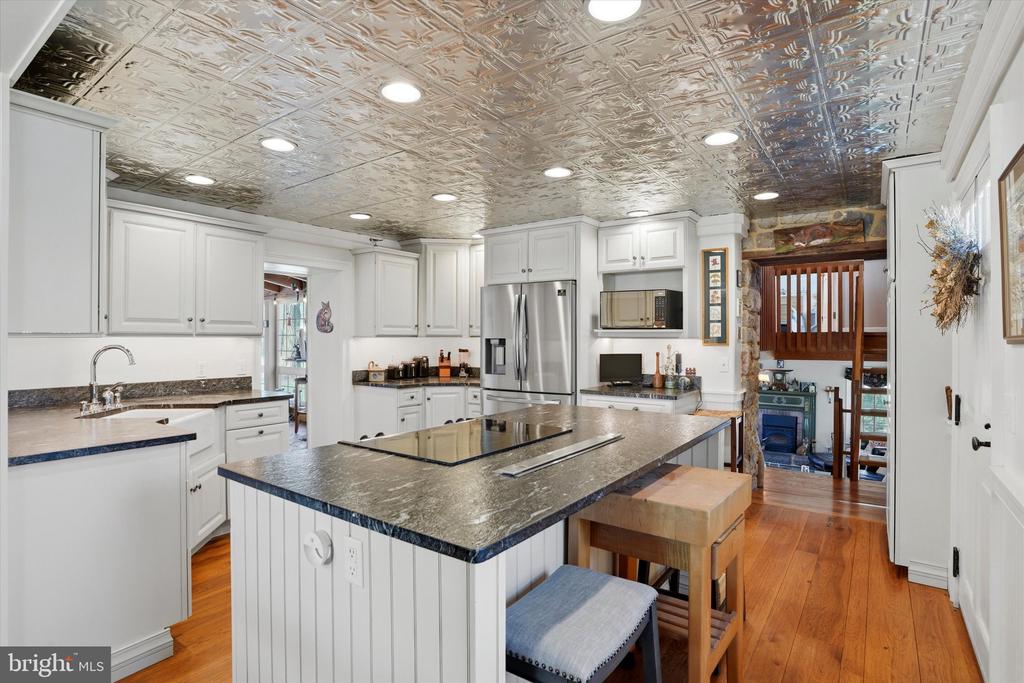 170 RED CORNER ROAD