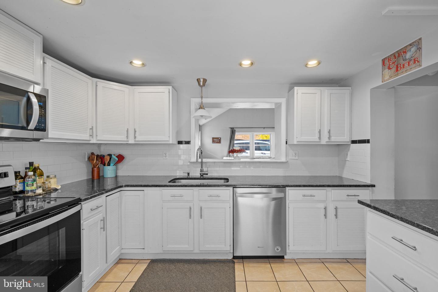 34 Pancoast Ave