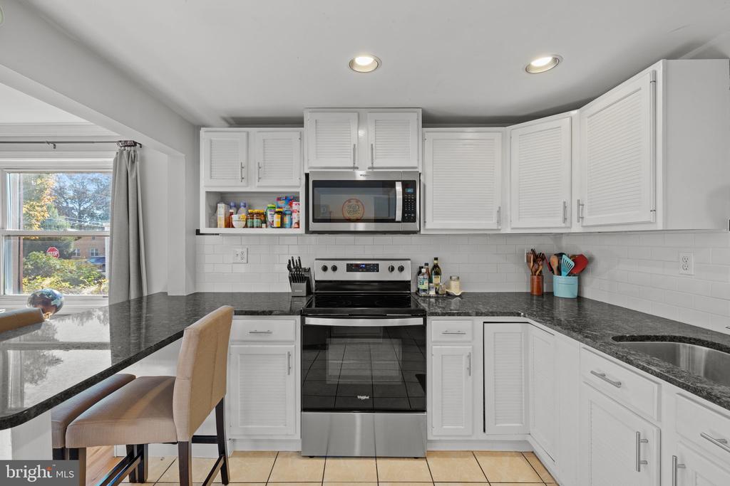 34 Pancoast Ave