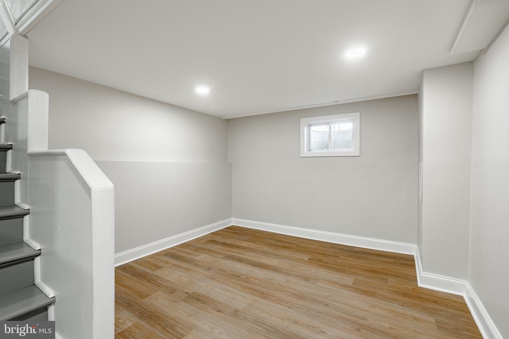 2113 Haverford Rd