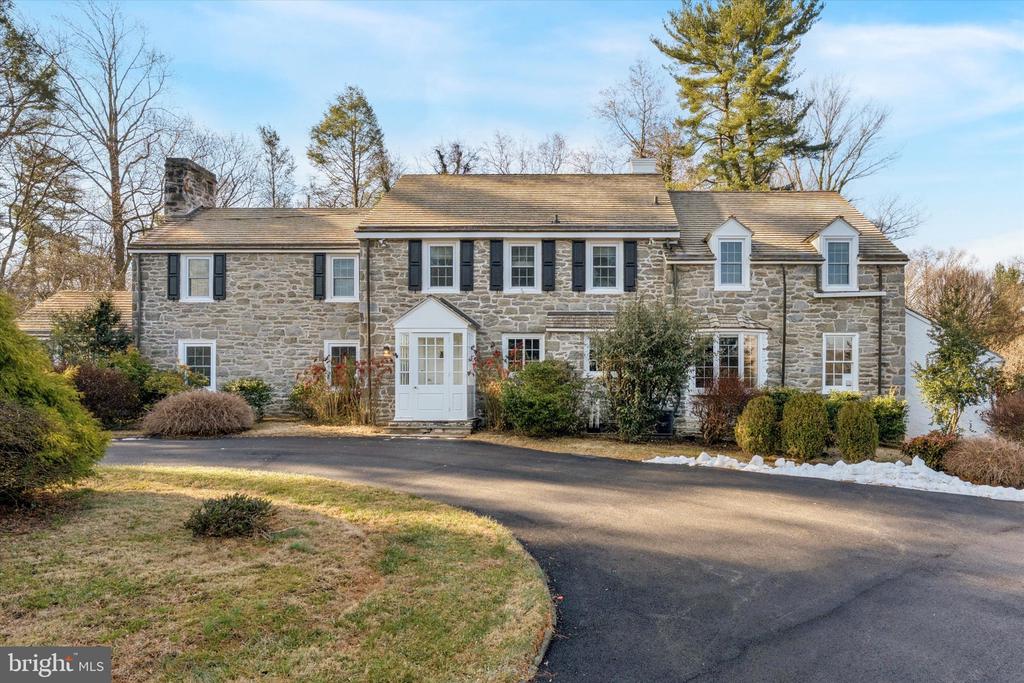 250 LANDOVER ROAD