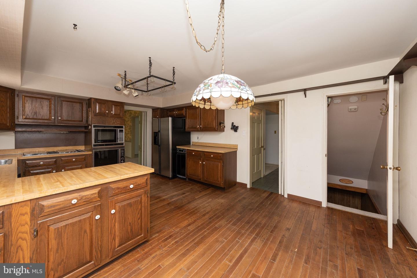 153 BARBERRY ROAD