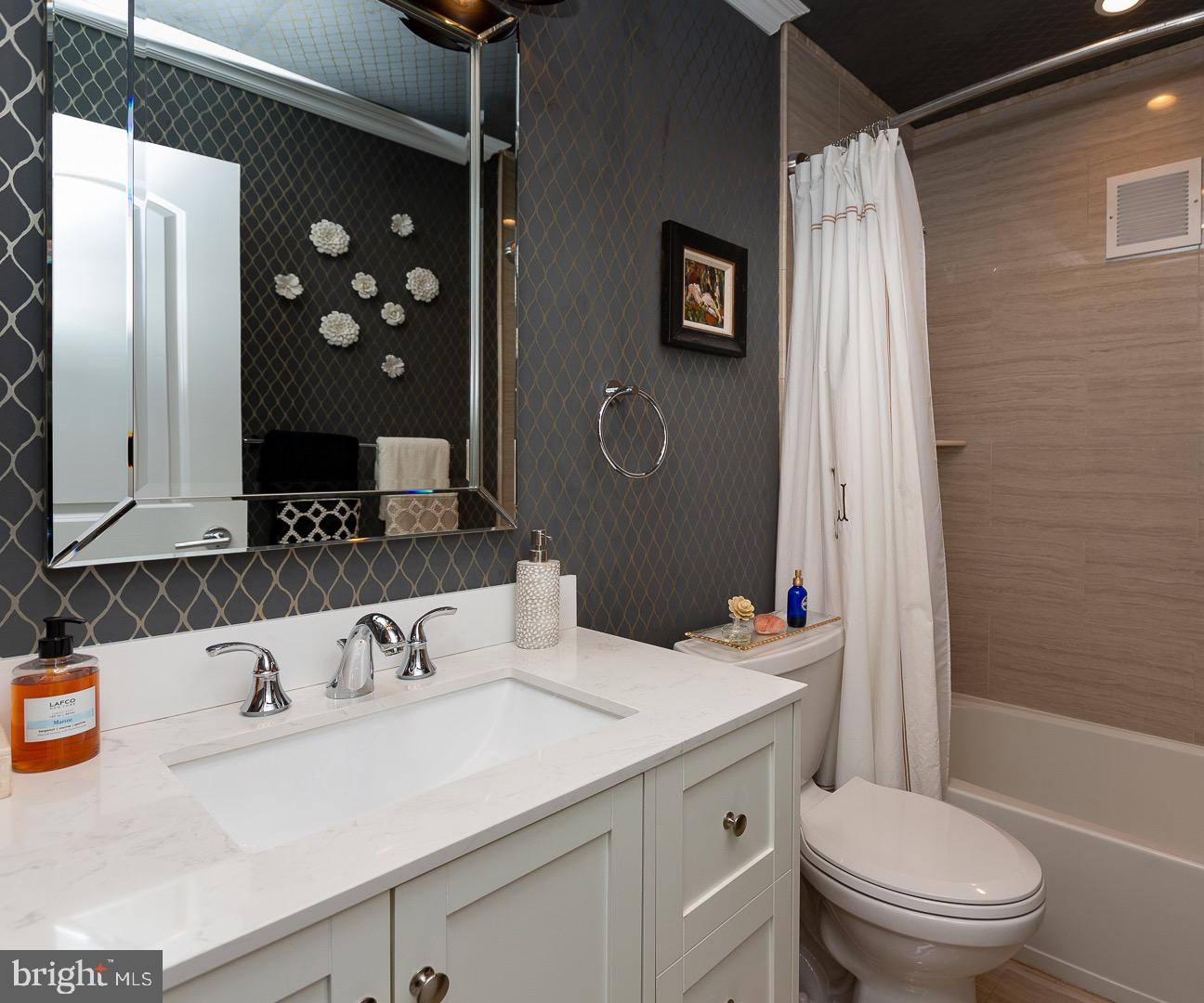 1001 CITY AVENUE Unit: E-1105