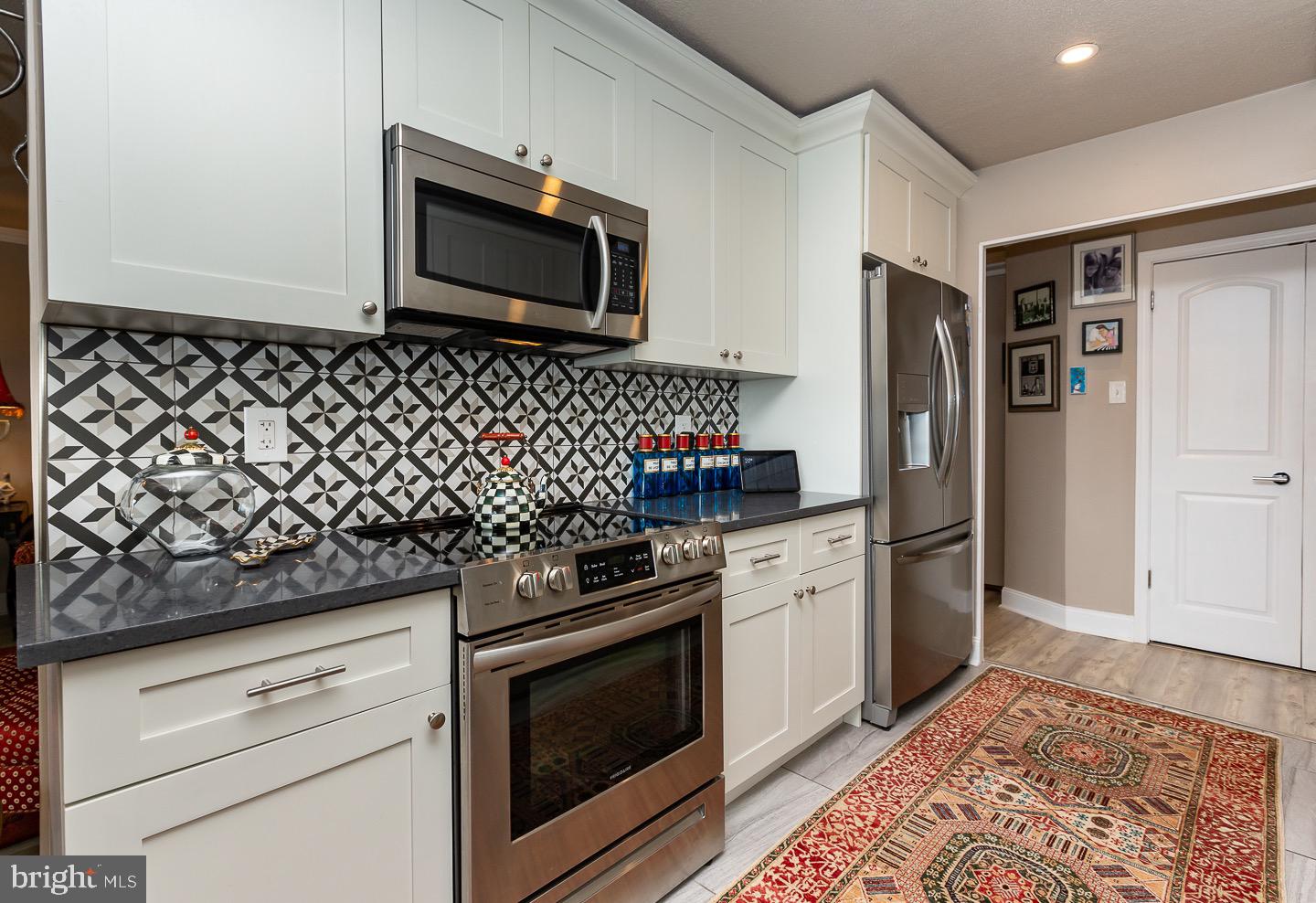 1001 CITY AVENUE Unit: E-1105