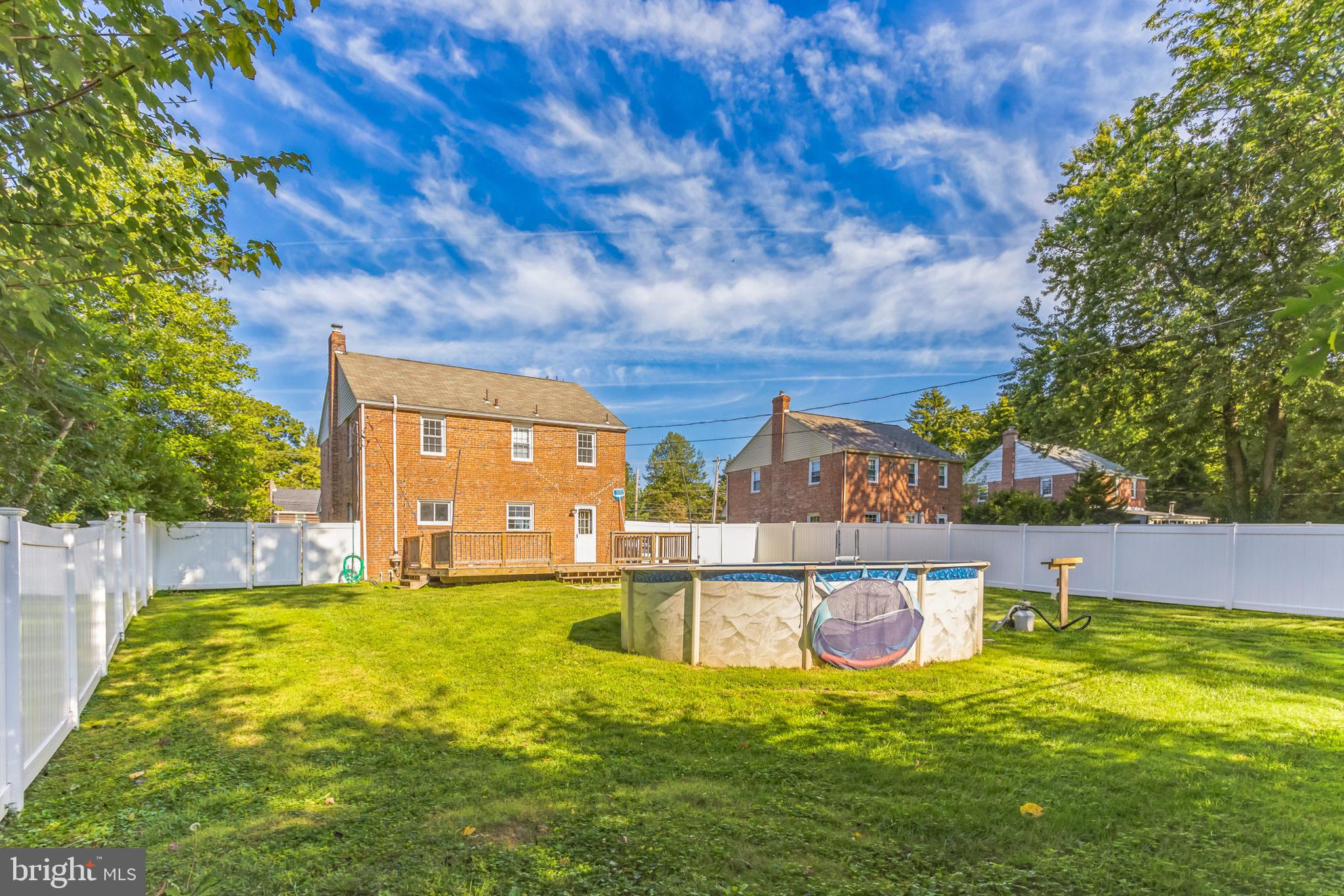 172 N WHITEHALL ROAD