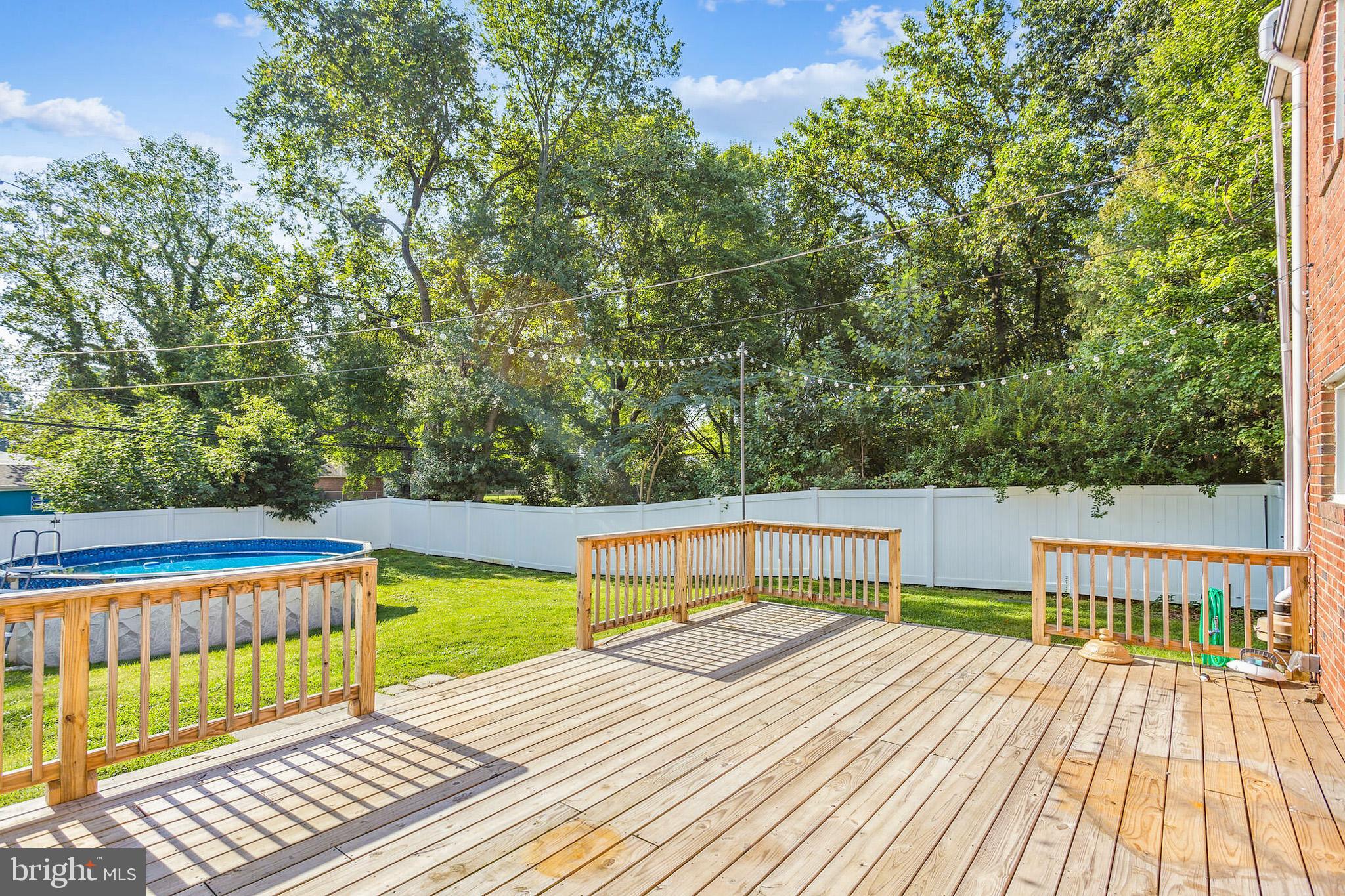 172 N WHITEHALL ROAD