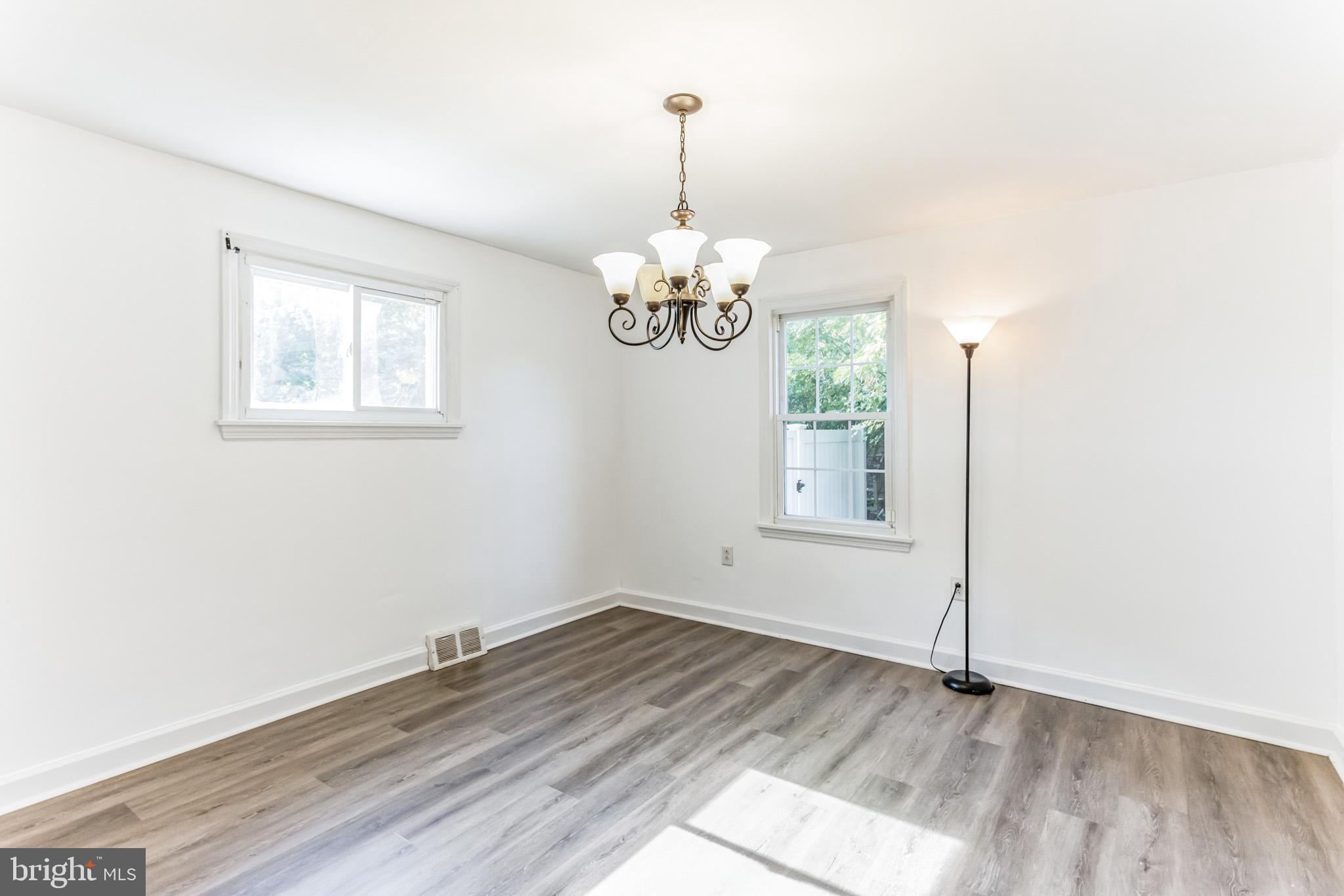 172 N WHITEHALL ROAD