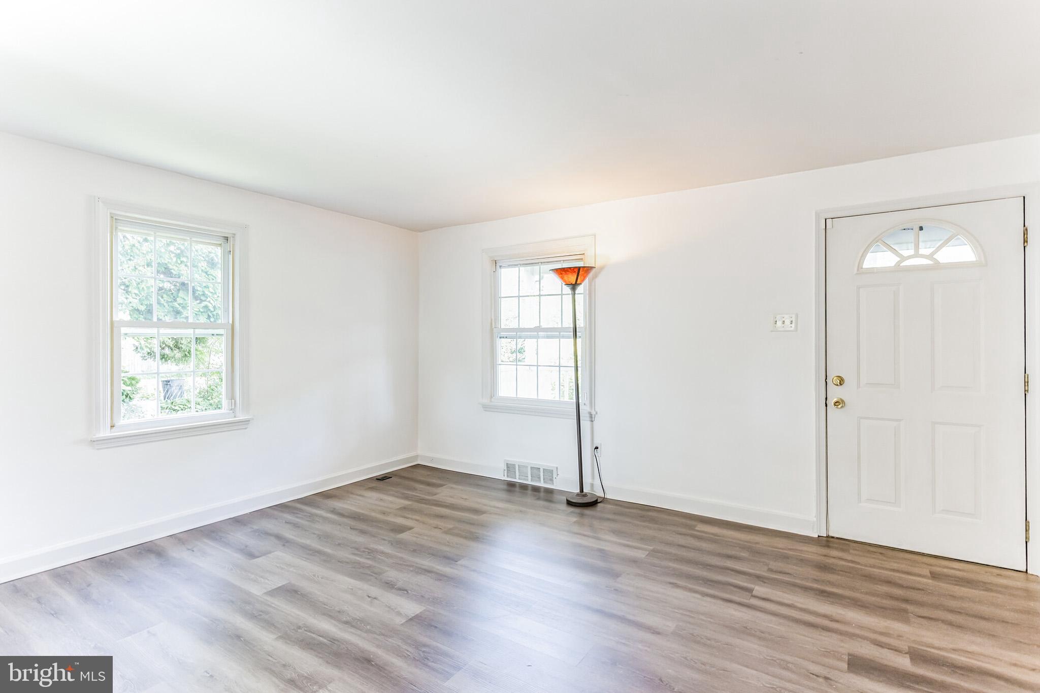 172 N WHITEHALL ROAD