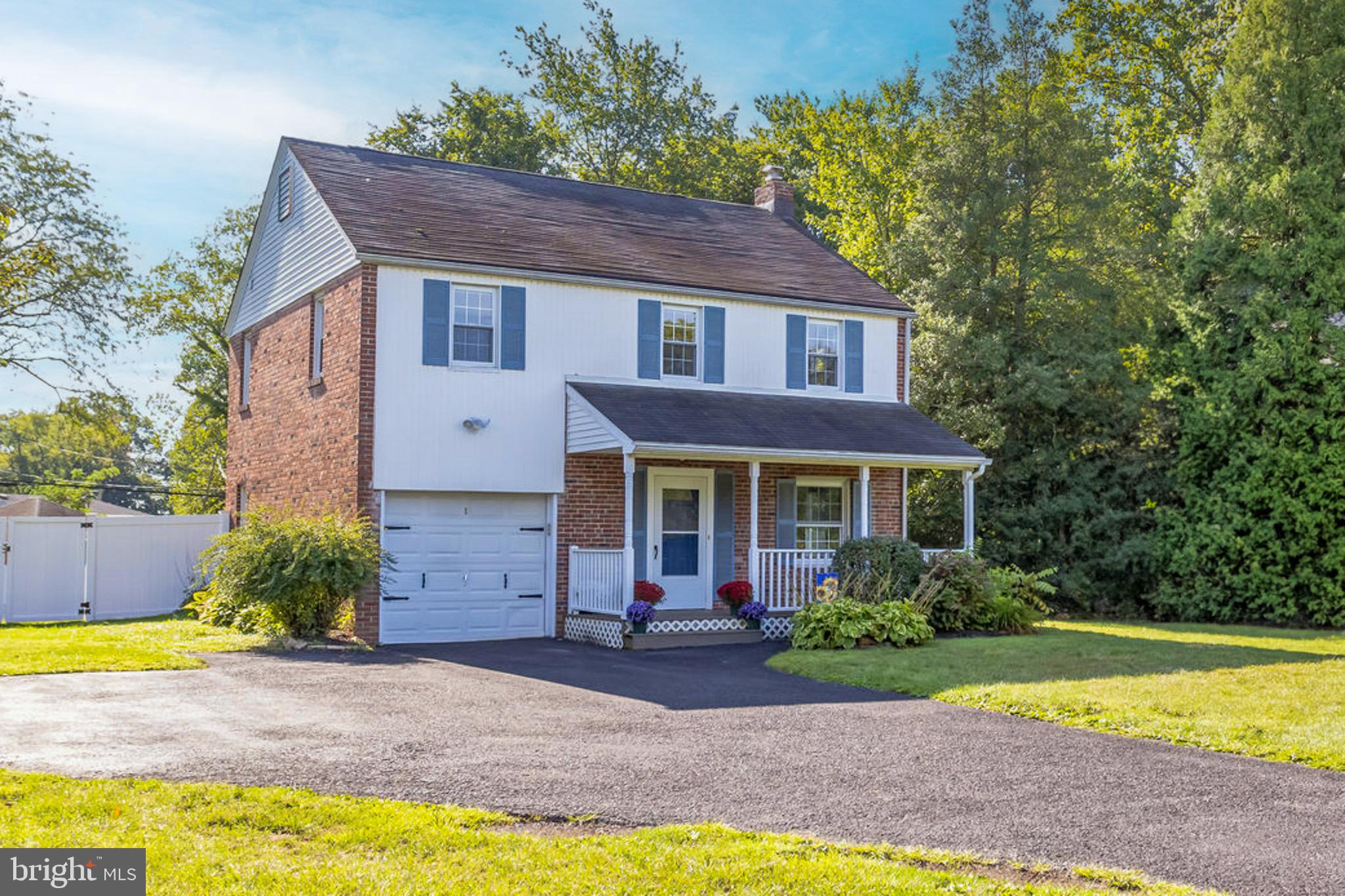 172 N WHITEHALL ROAD