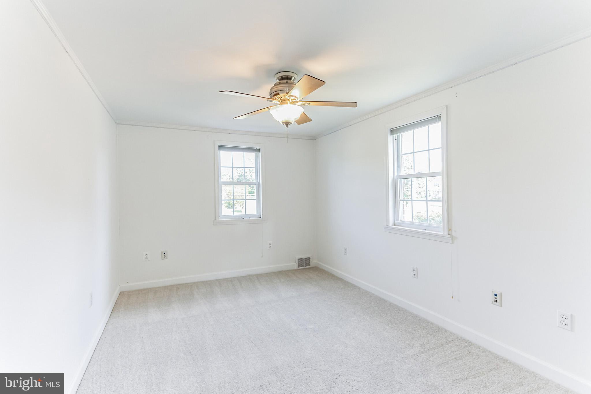 172 N WHITEHALL ROAD