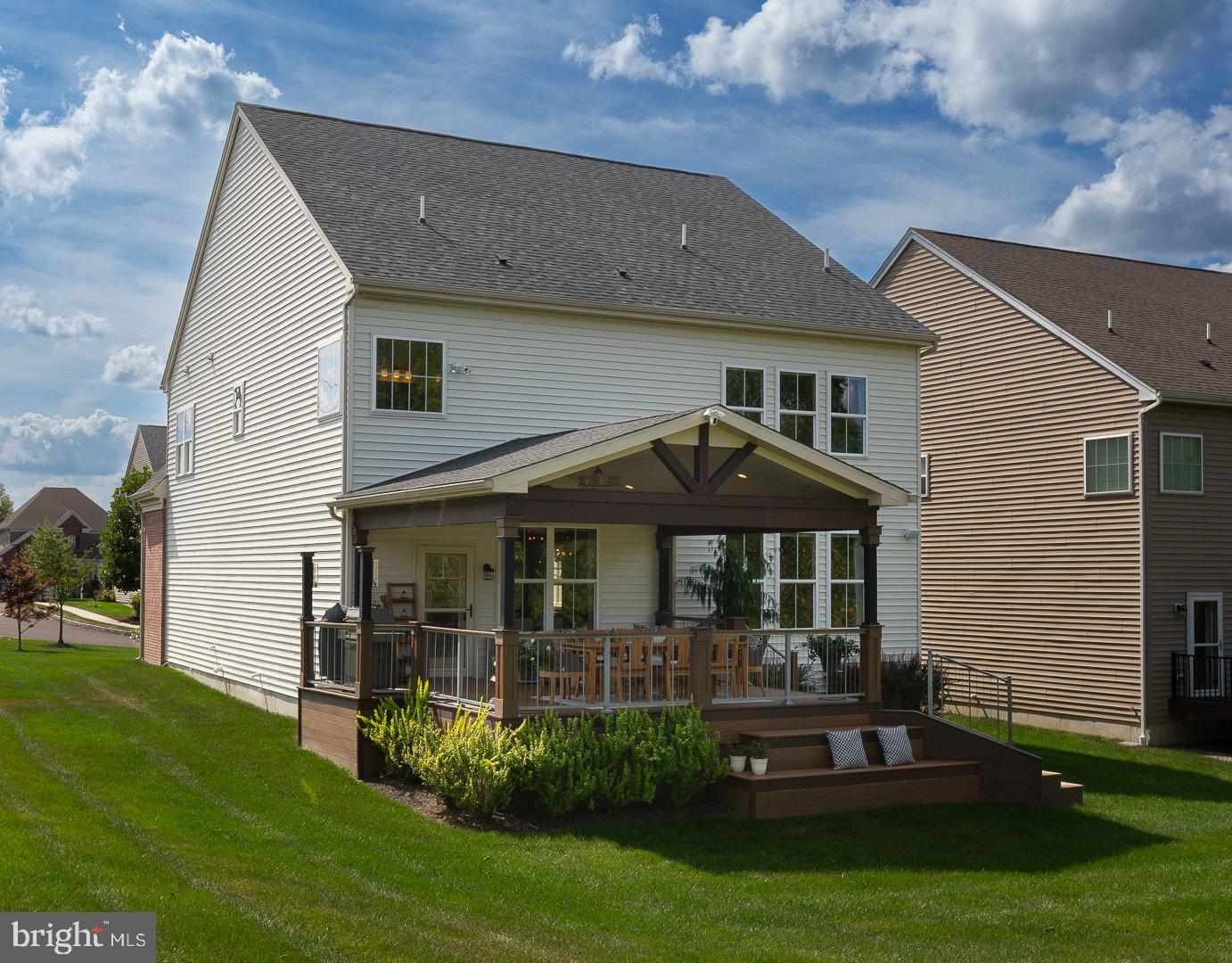 1911 CORI LANE
