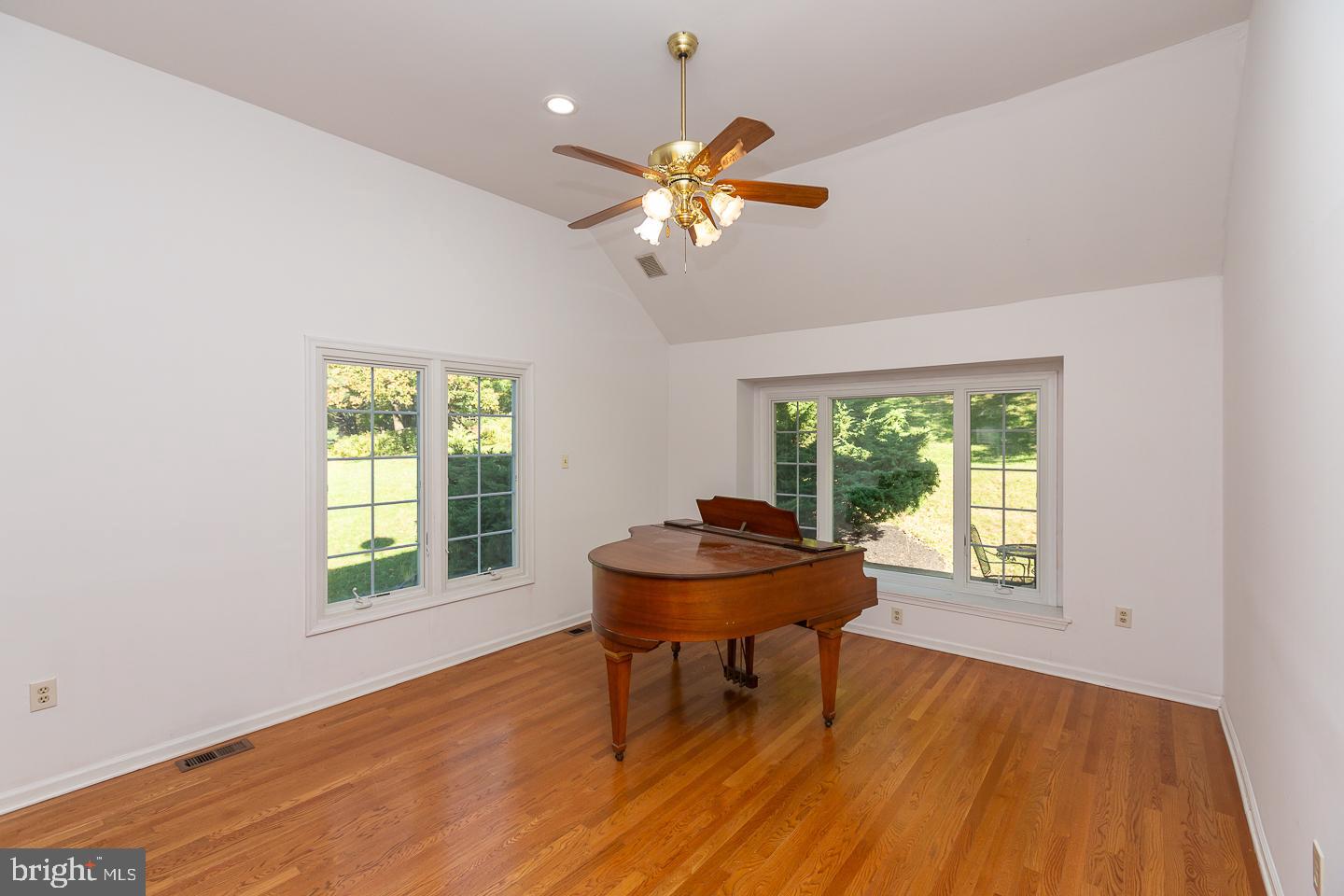 1205 Waterford COURT