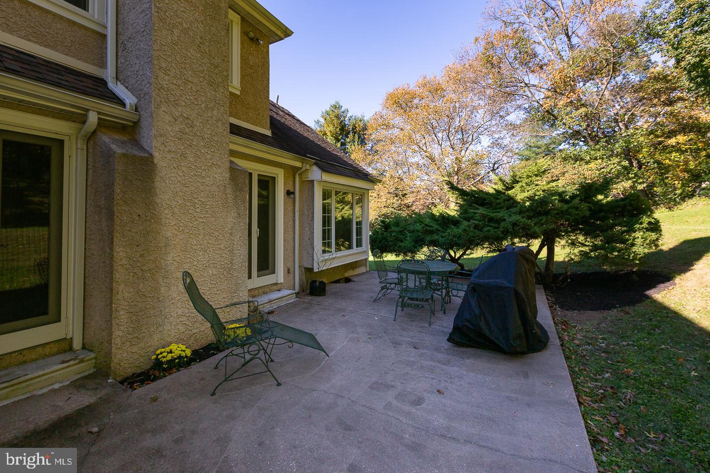 1205 Waterford COURT