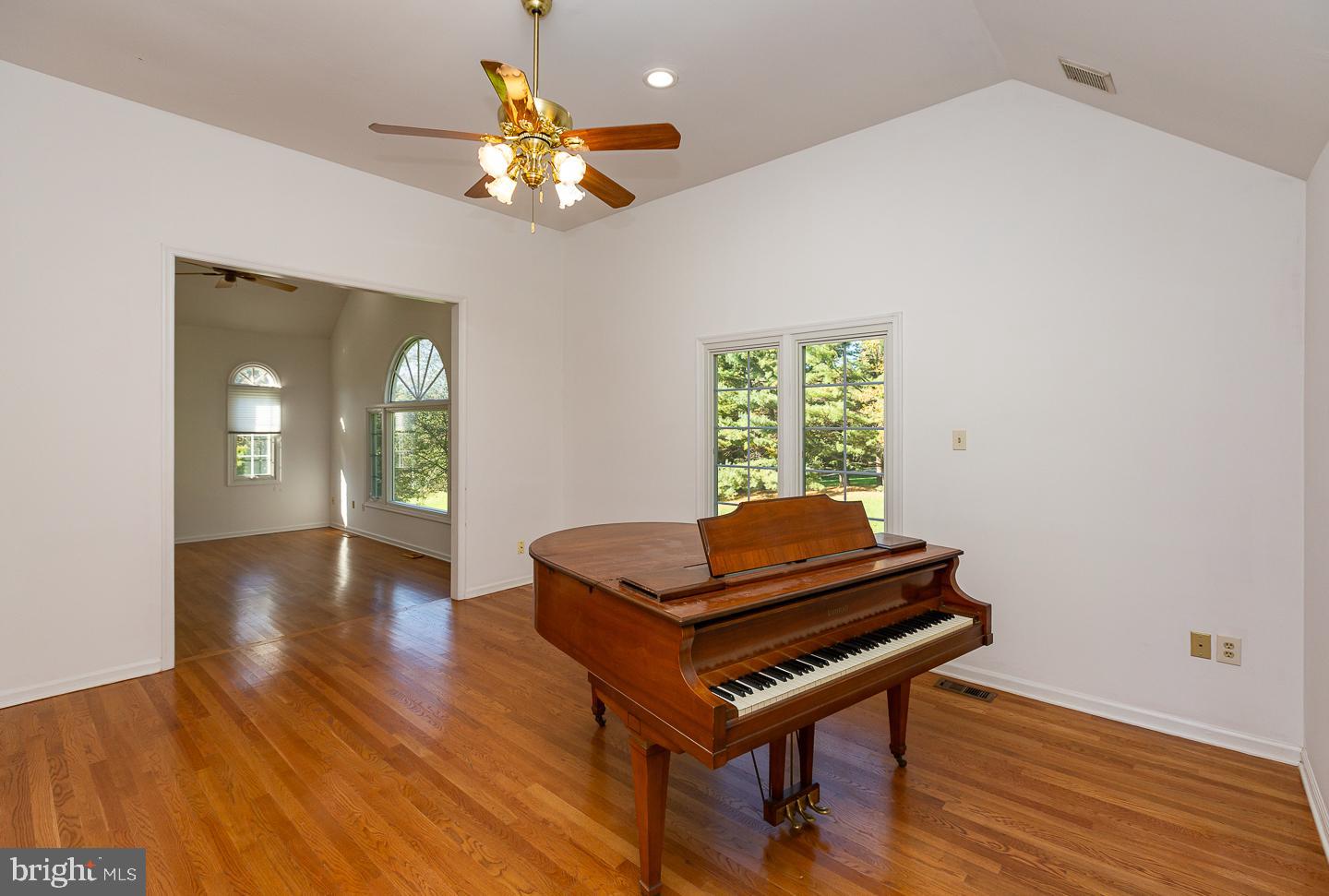 1205 Waterford COURT