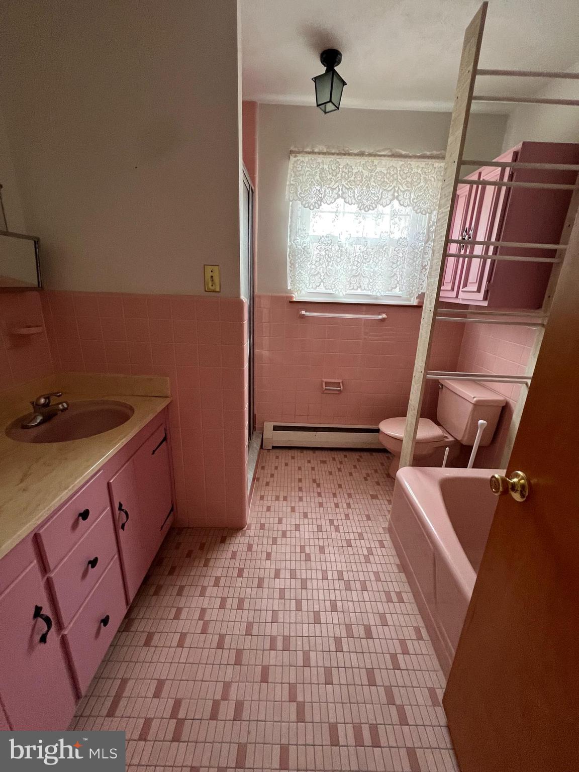 1428 Valley Forge ROAD