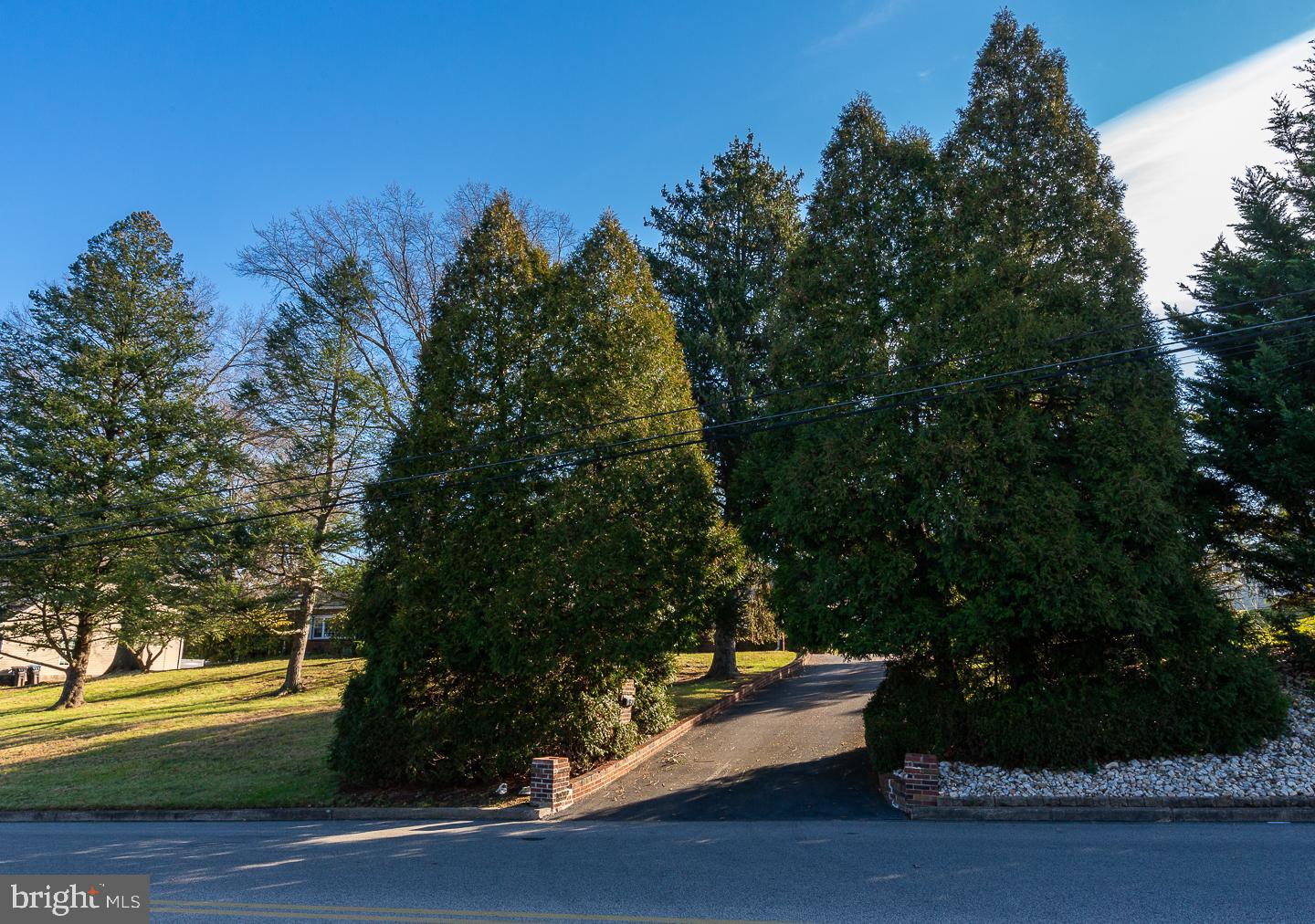 1500 New Hope STREET