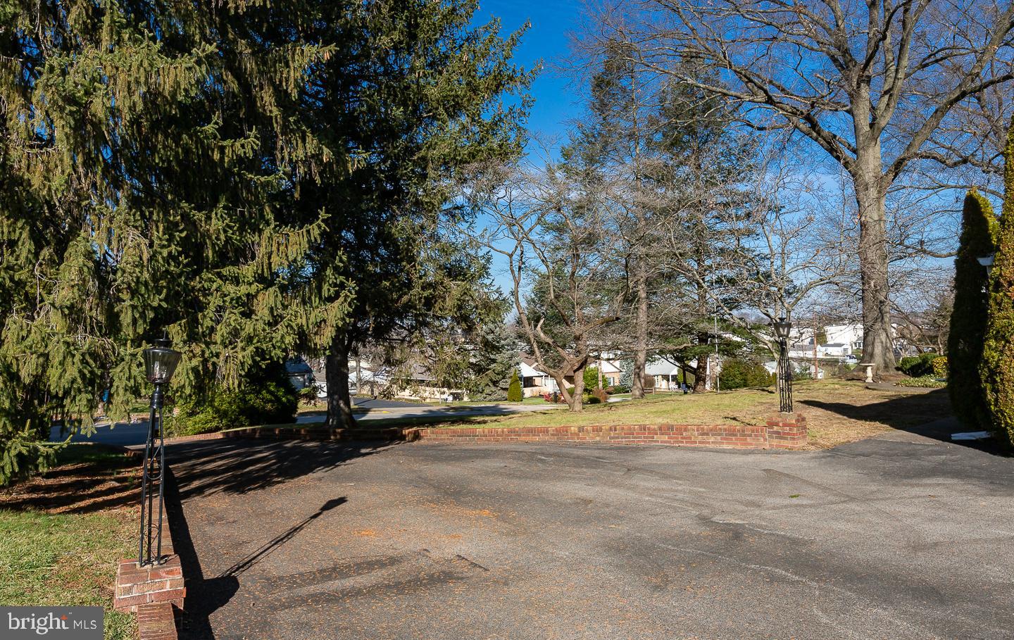 1500 New Hope STREET